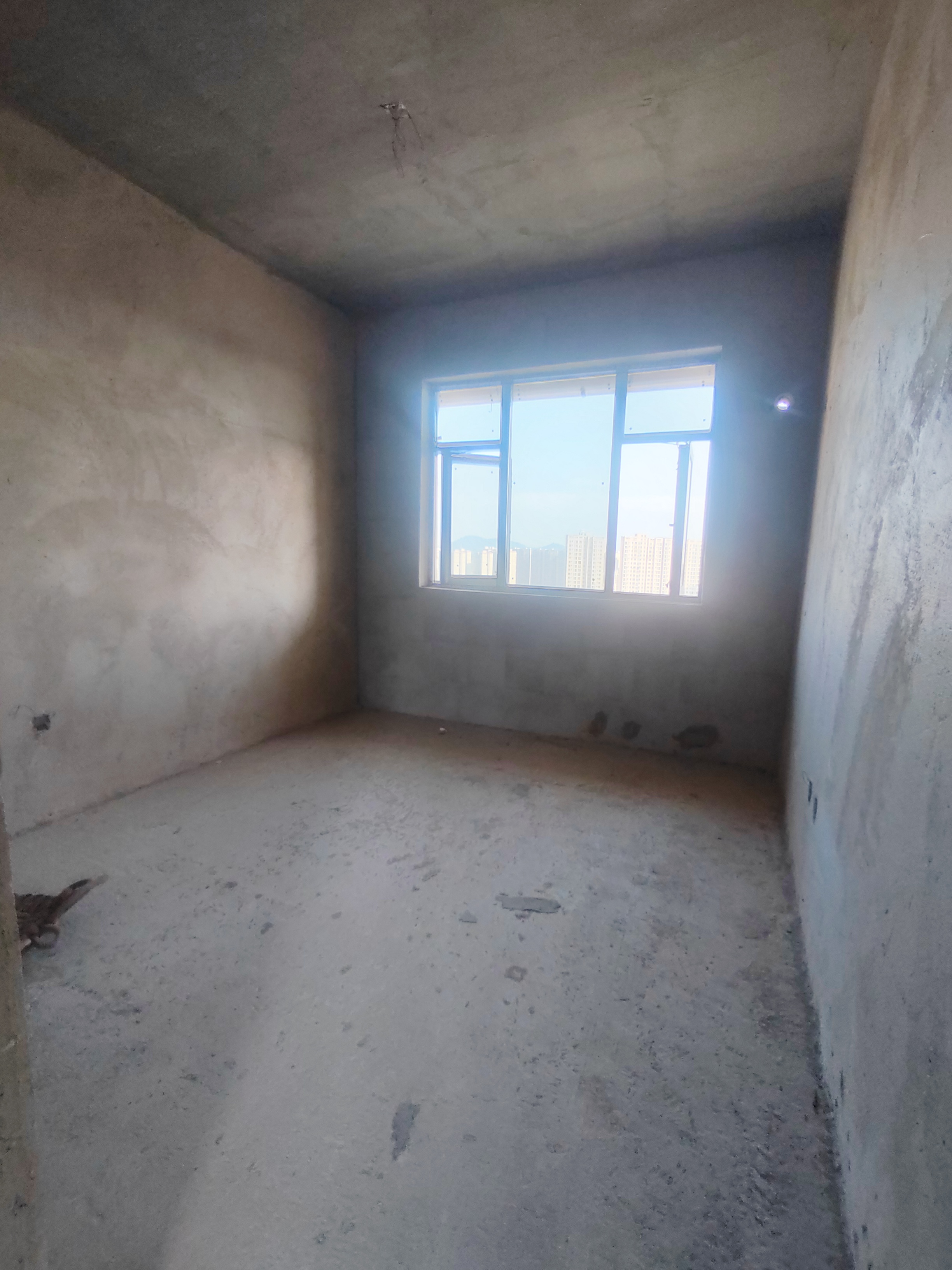 城投文庭  4室2厅2卫    85.8万客厅