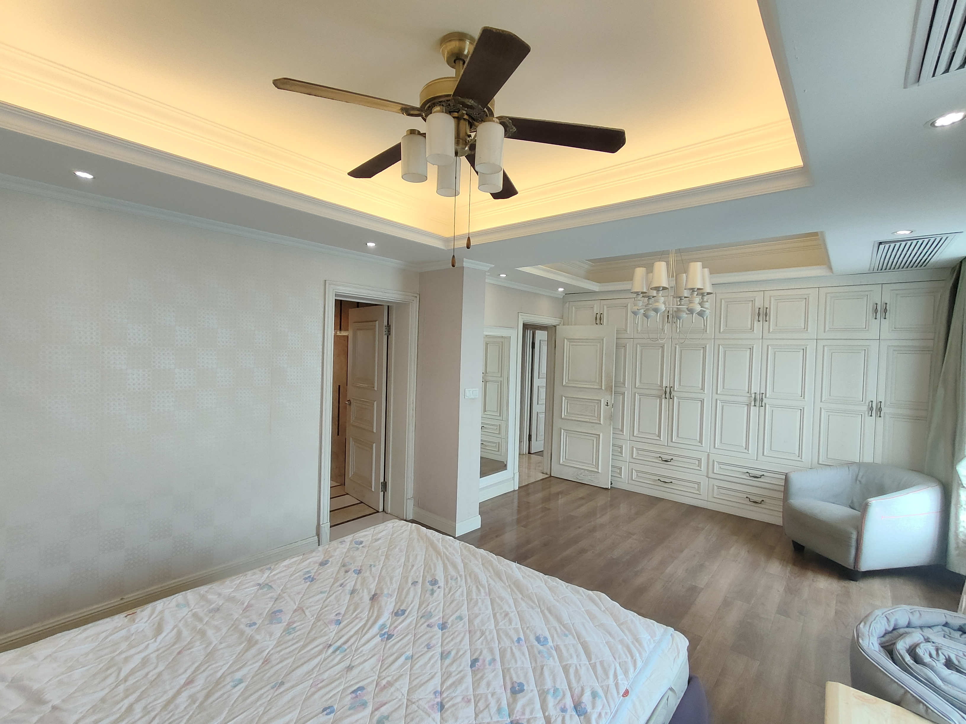 龙泉国际 3室2厅2卫 3000.0元/月 龙泉国际 3室2厅2卫 3000.0元/月室内图