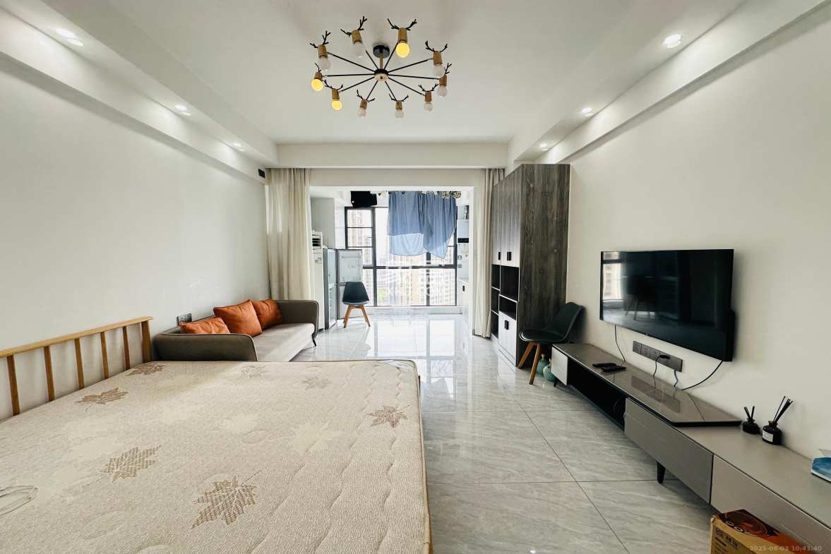 中泰财富湘江 1室1厅1卫 1800.0元/月 中泰财富湘江 1室1厅1卫 1800.0元/月室内图