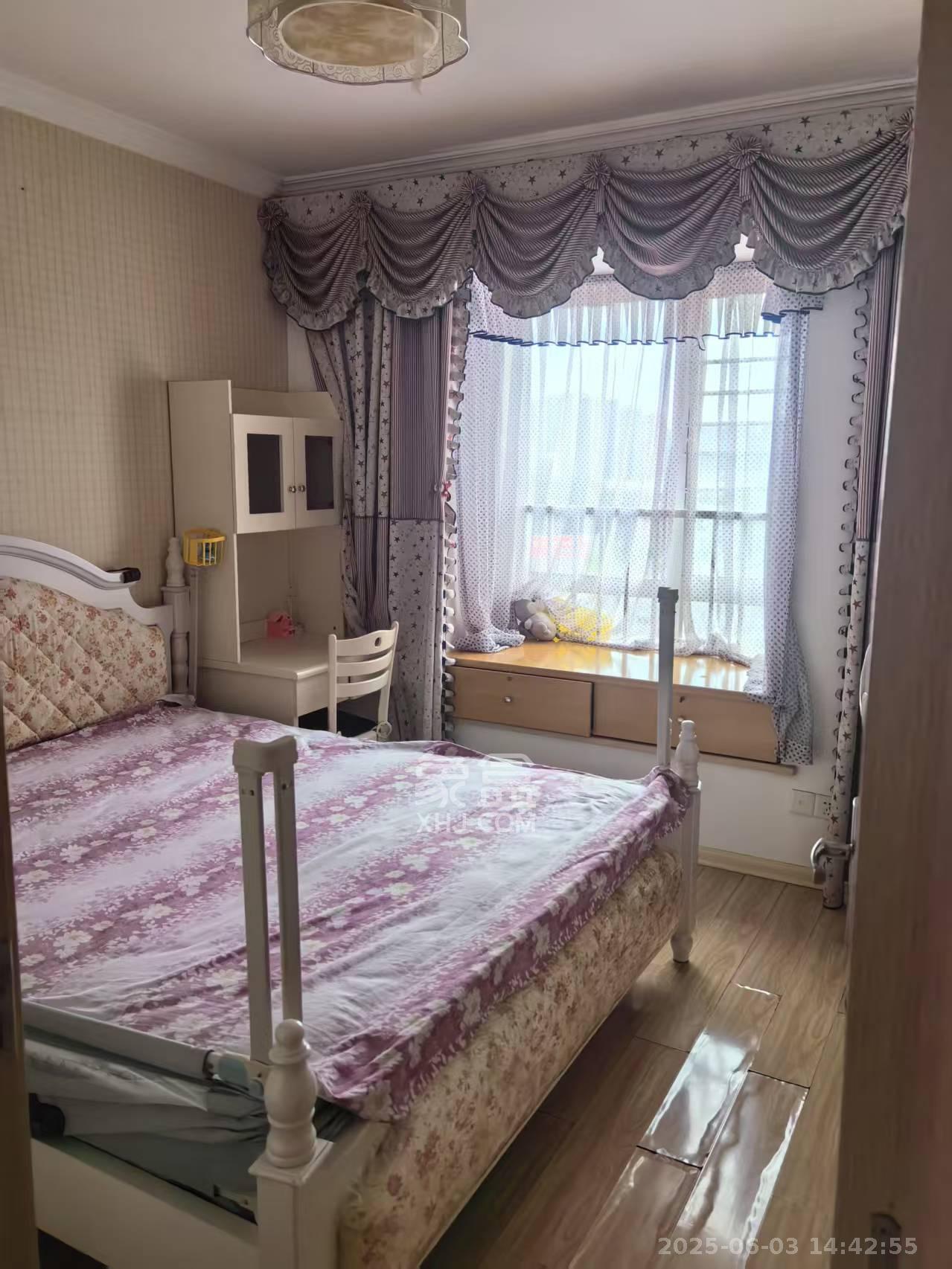 恒广国际景园一二区 3室2厅1卫 2200.0元/月 恒广国际景园一二区 3室2厅1卫 2200.0元/月室内图