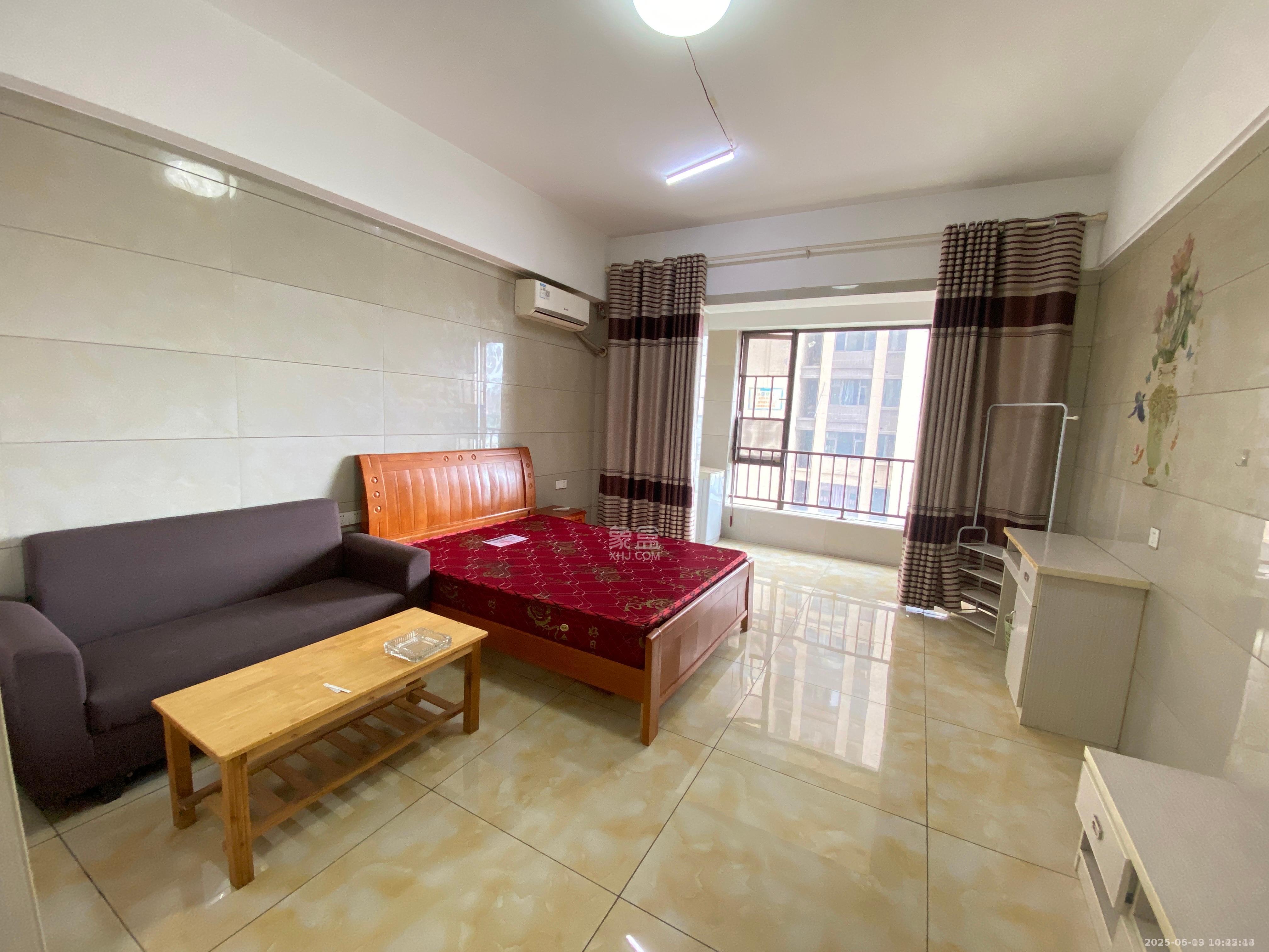 中泰财富湘江  1室1厅1卫    1100.0元/月 中泰财富湘江  1室1厅1卫    1100.0元/月室内图