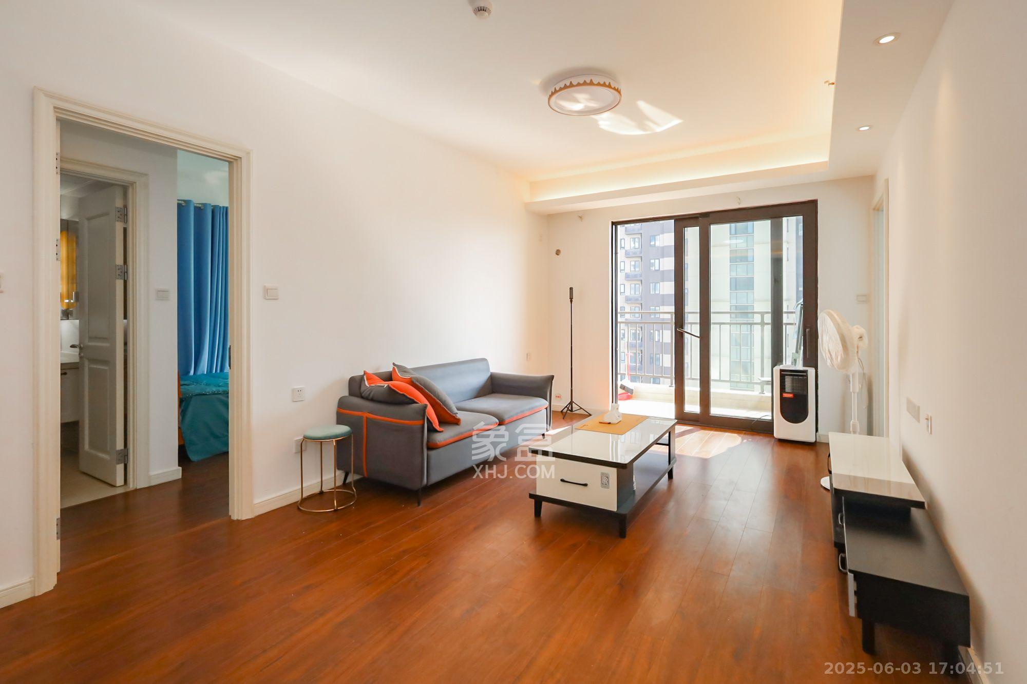 万科里金域国际 3室2厅2卫 3500.0元/月 万科里金域国际 3室2厅2卫 3500.0元/月室内图