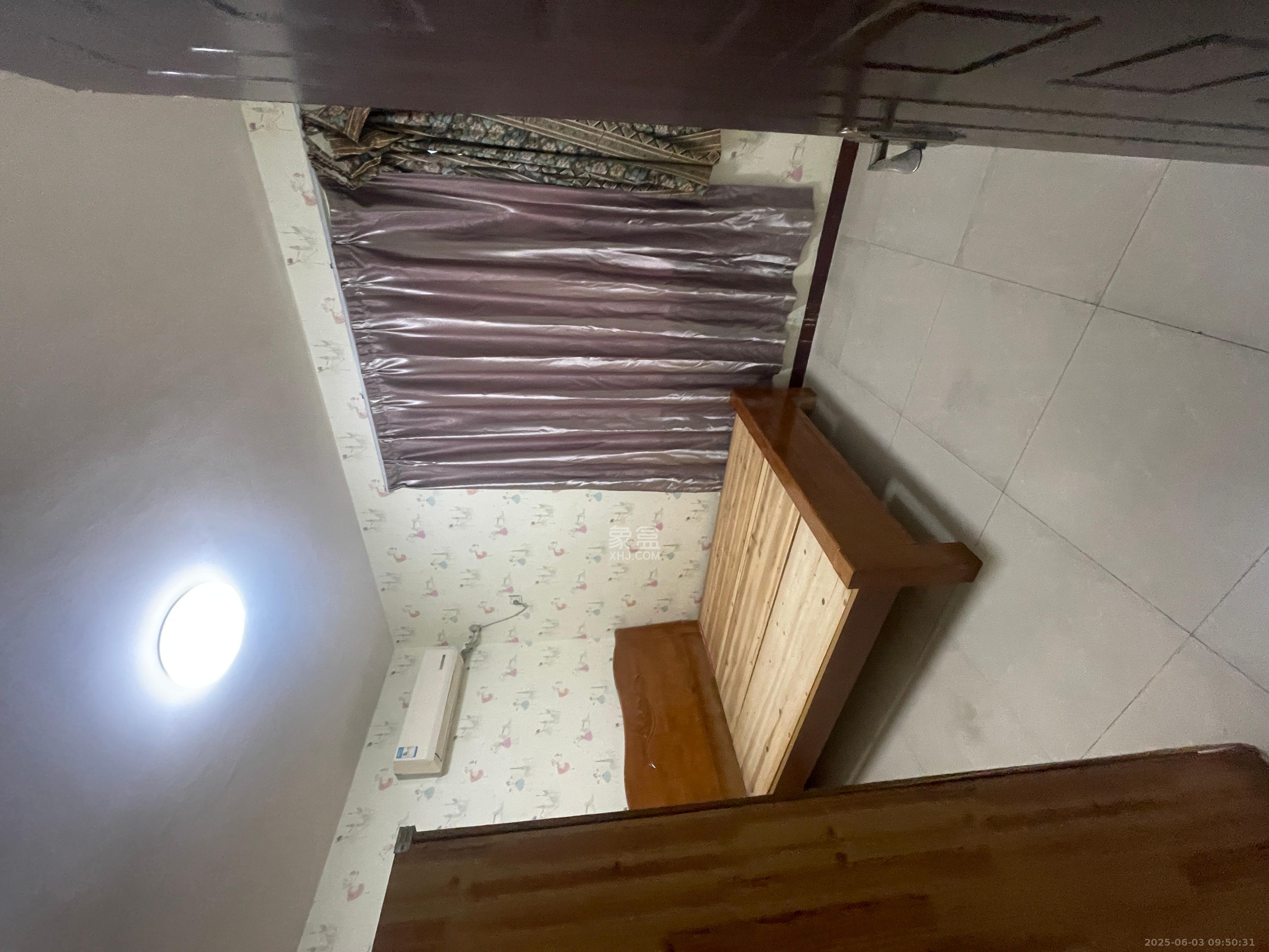 湘府9号  2室2厅1卫   1800.00元/月室内图