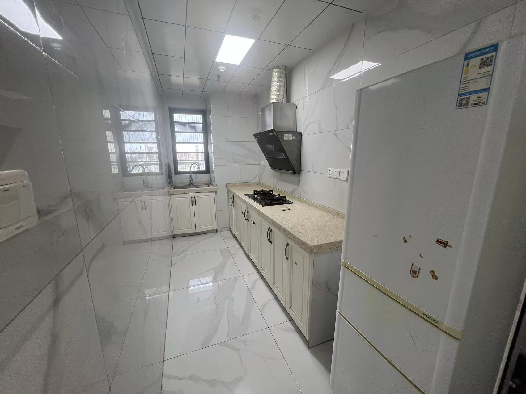 华润中心 3室1厅1卫 5500.0元/月 华润中心 3室1厅1卫 5500.0元/月室内图