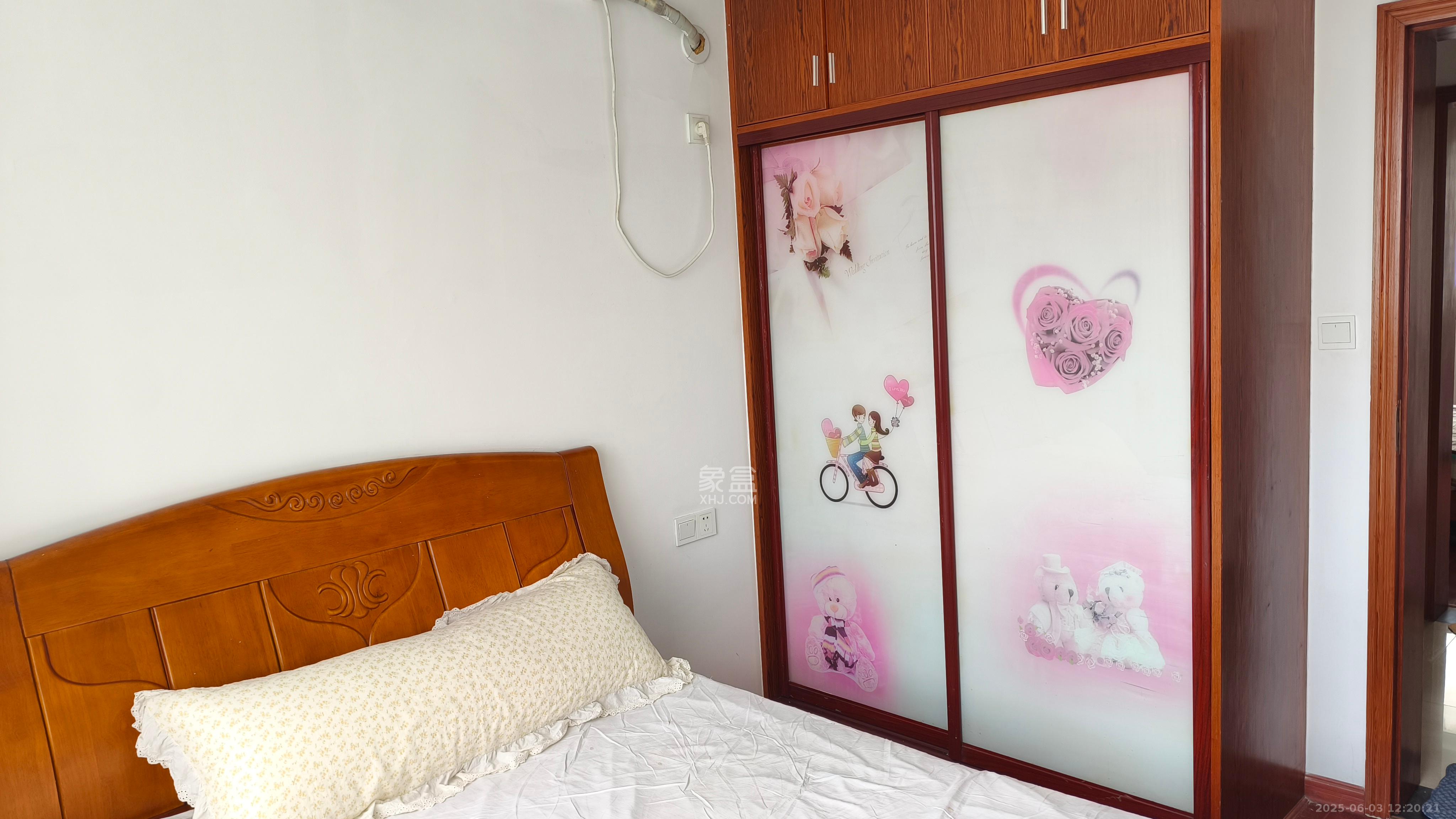 一品嘉庭  3室2厅1卫    2800.0元/月 一品嘉庭  3室2厅1卫    2800.0元/月室内图