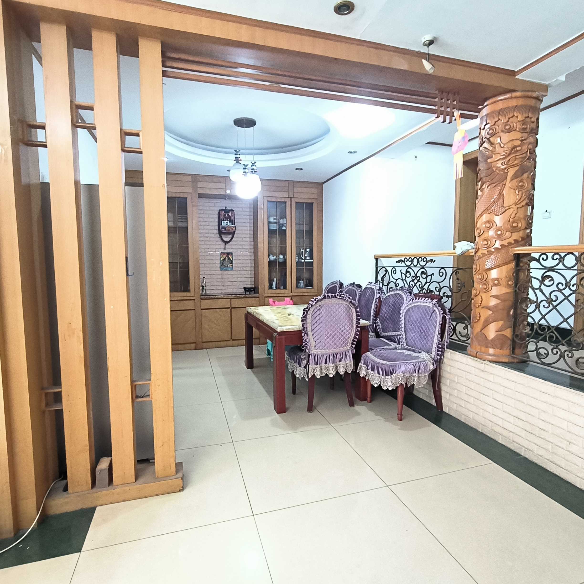 红湘北路散盘 3室2厅2卫 1200.0元/月 红湘北路散盘 3室2厅2卫 1200.0元/月室内图