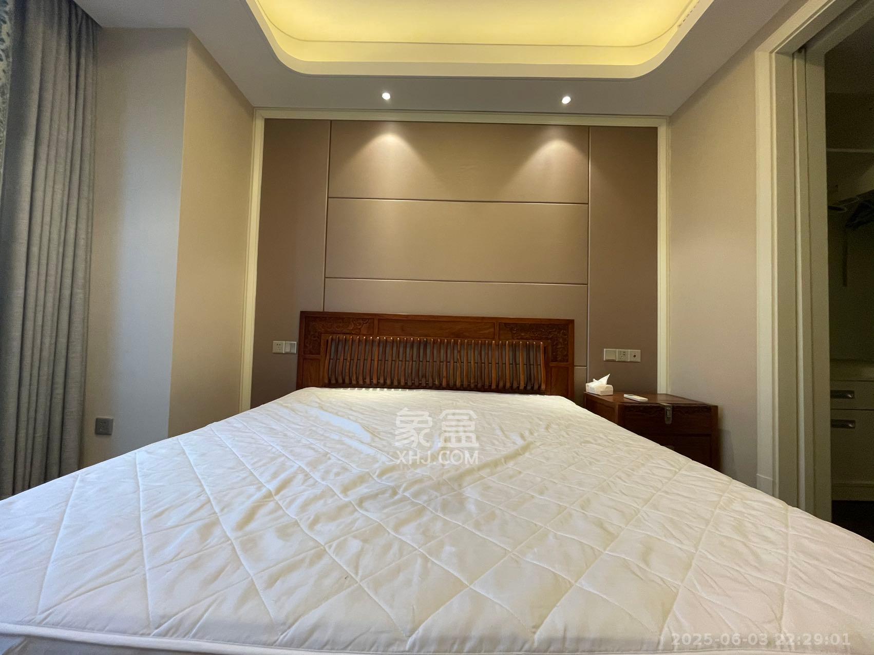 梅溪湖金茂府（金茂广场）（金茂览秀城）  1室2厅1卫   4200.00元/月室内图1
