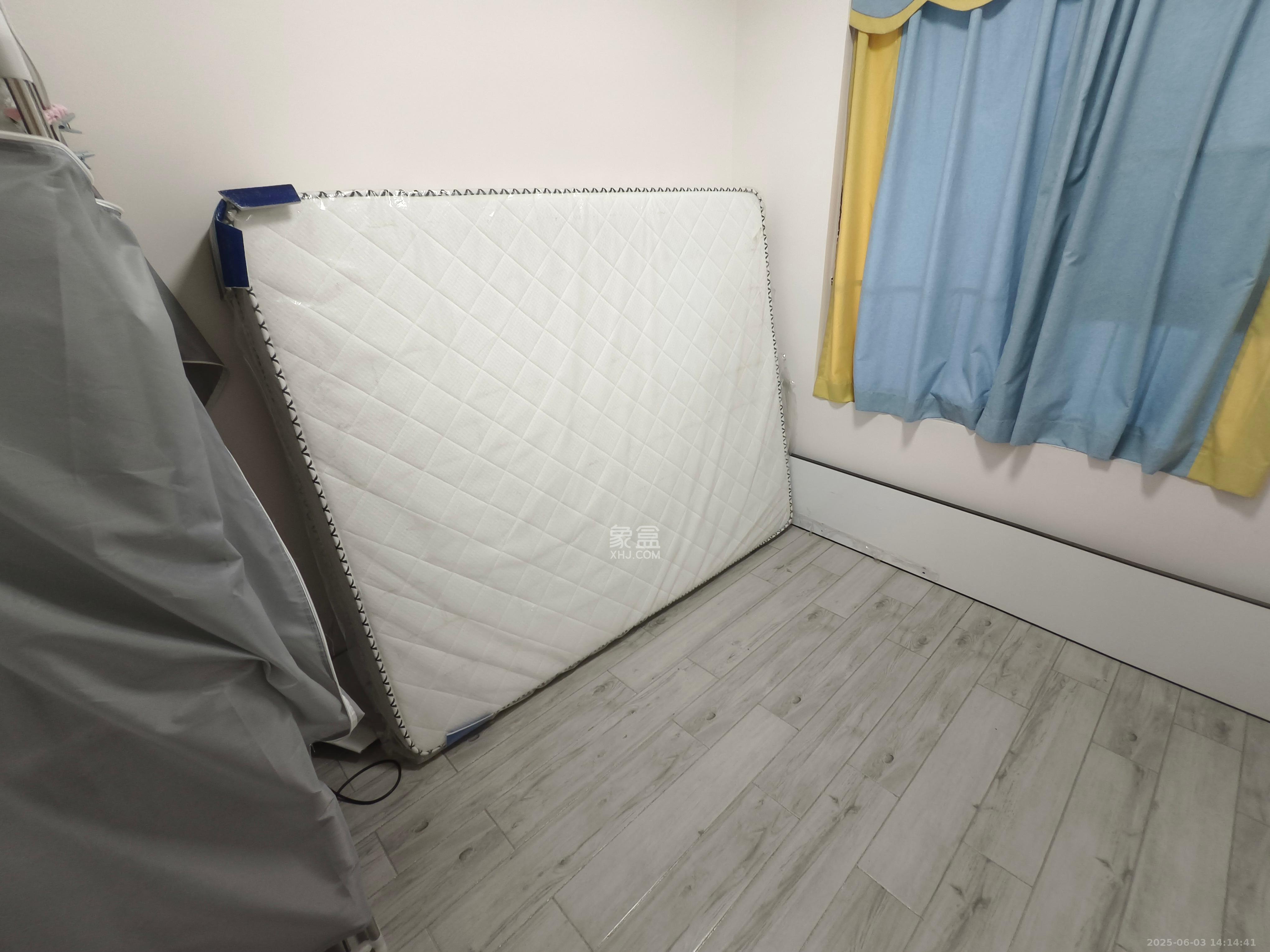 卓越浅水湾  3室2厅1卫    3200.0元/月室内图