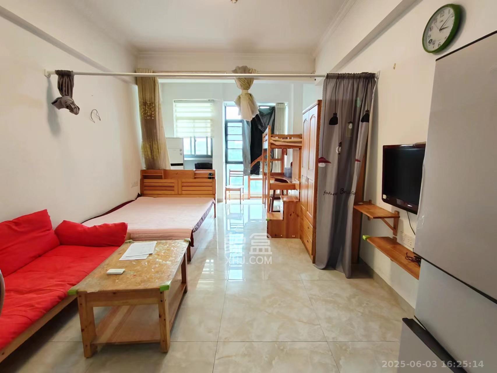 长房时代城 1室1厅1卫 1400.0元/月 长房时代城 1室1厅1卫 1400.0元/月室内图