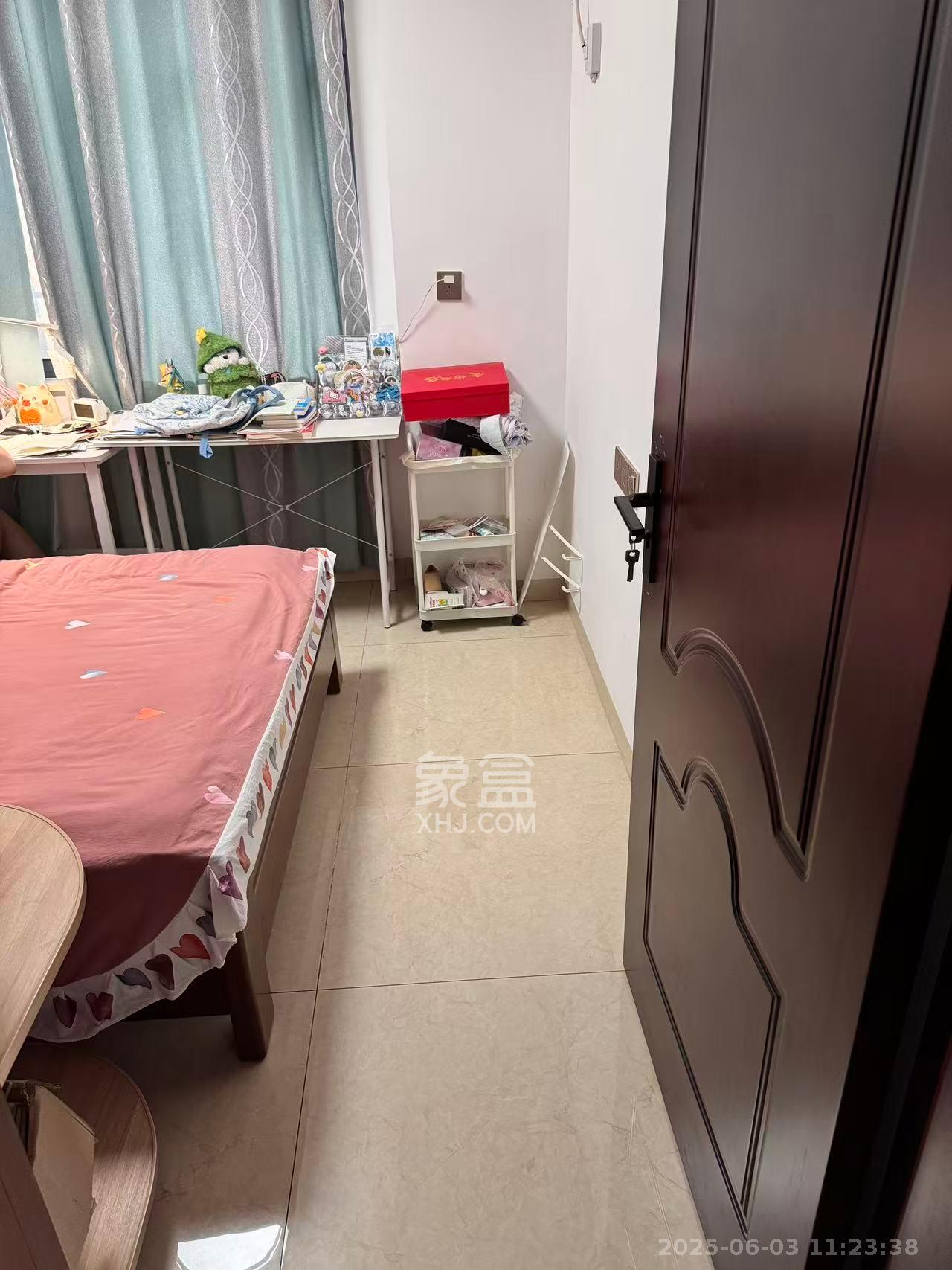 洋湖明园一期  2室1厅1卫   1600.00元/月室内图