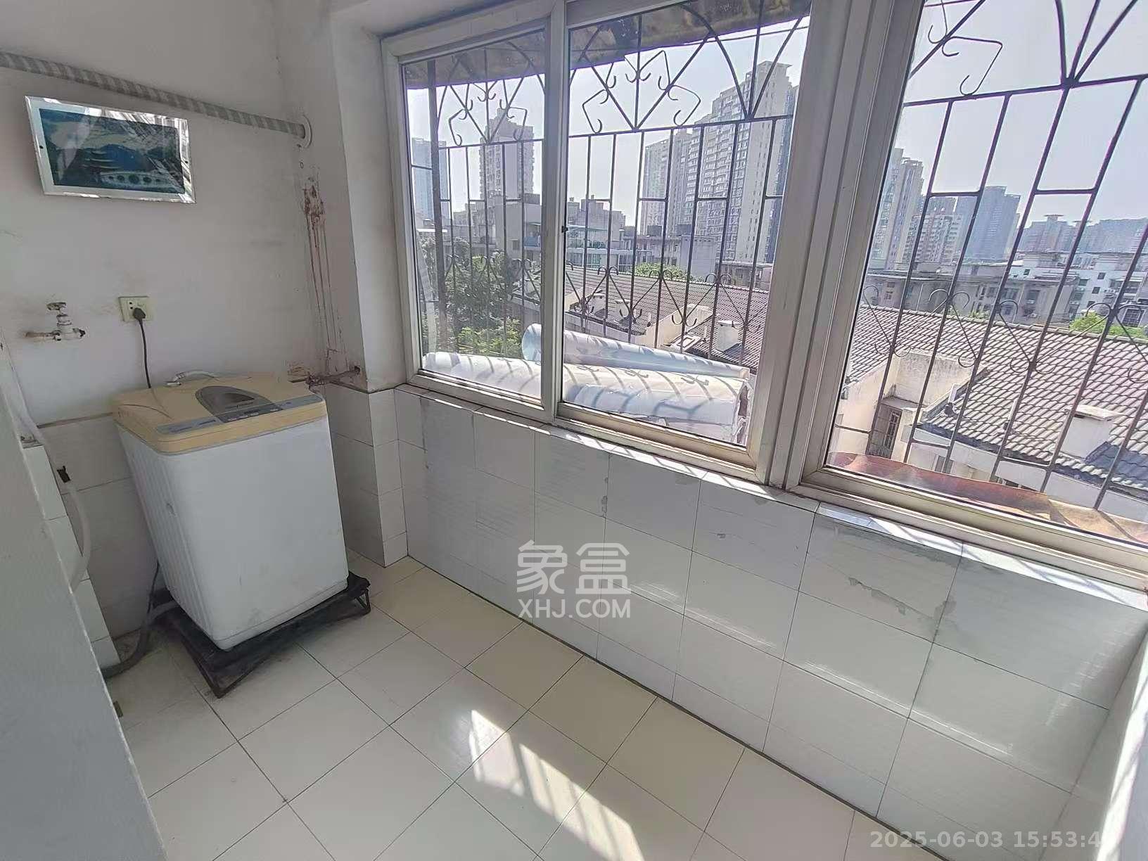 天剑社区（湖南省水利水电一公司宿舍）  2室1厅1卫   1500.00元/月室内图