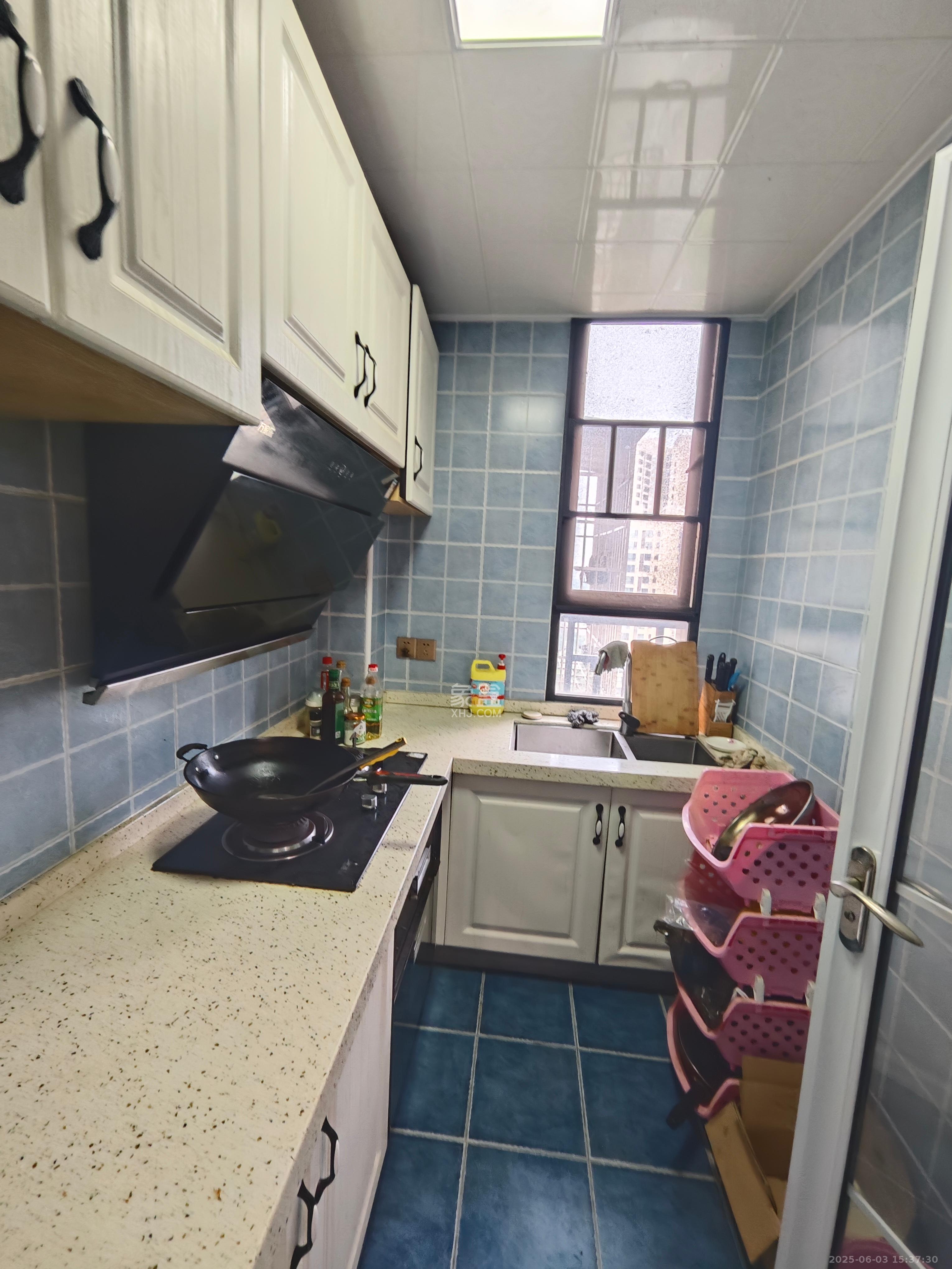 枫华府第 2室2厅1卫 1800.0元/月 枫华府第 2室2厅1卫 1800.0元/月室内图