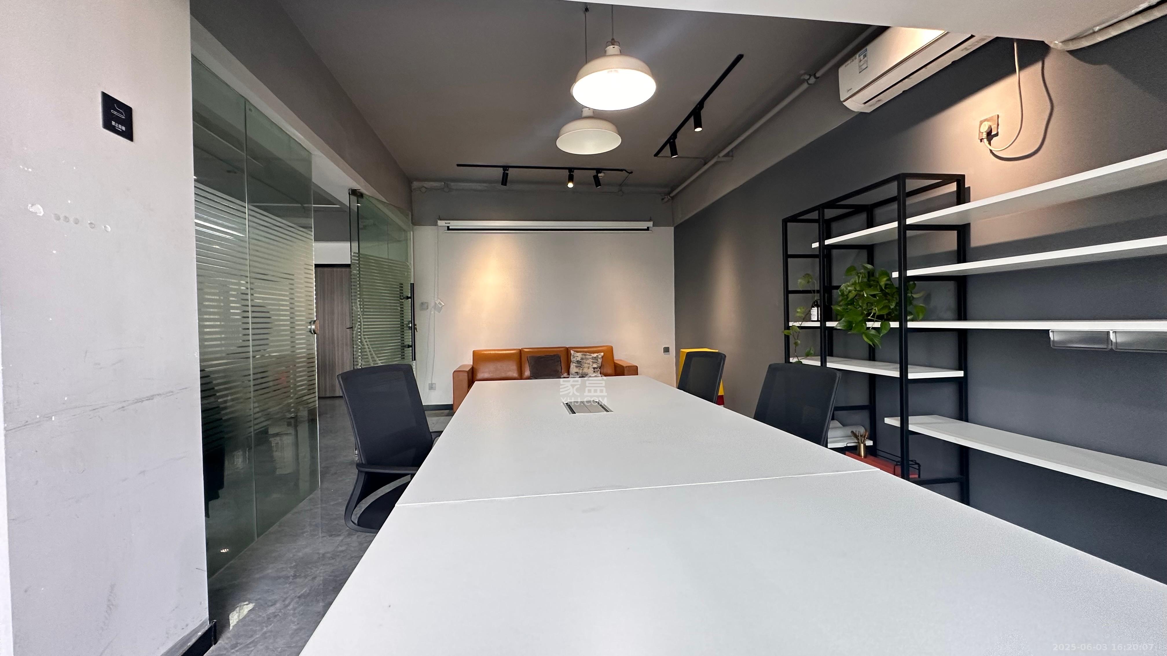 明发国际城 2室2厅2卫 6000.0元/月 明发国际城 2室2厅2卫 6000.0元/月室内图