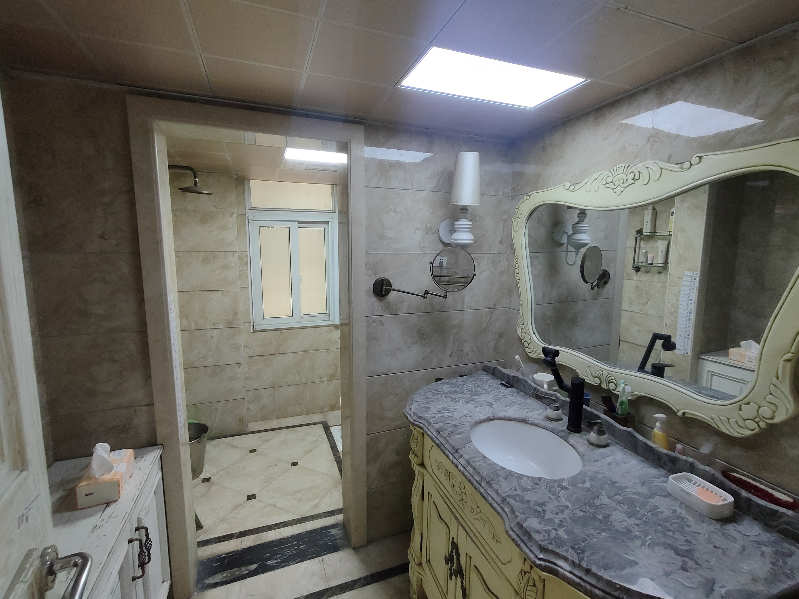 龙泉国际 3室2厅2卫 3000.0元/月 龙泉国际 3室2厅2卫 3000.0元/月室内图