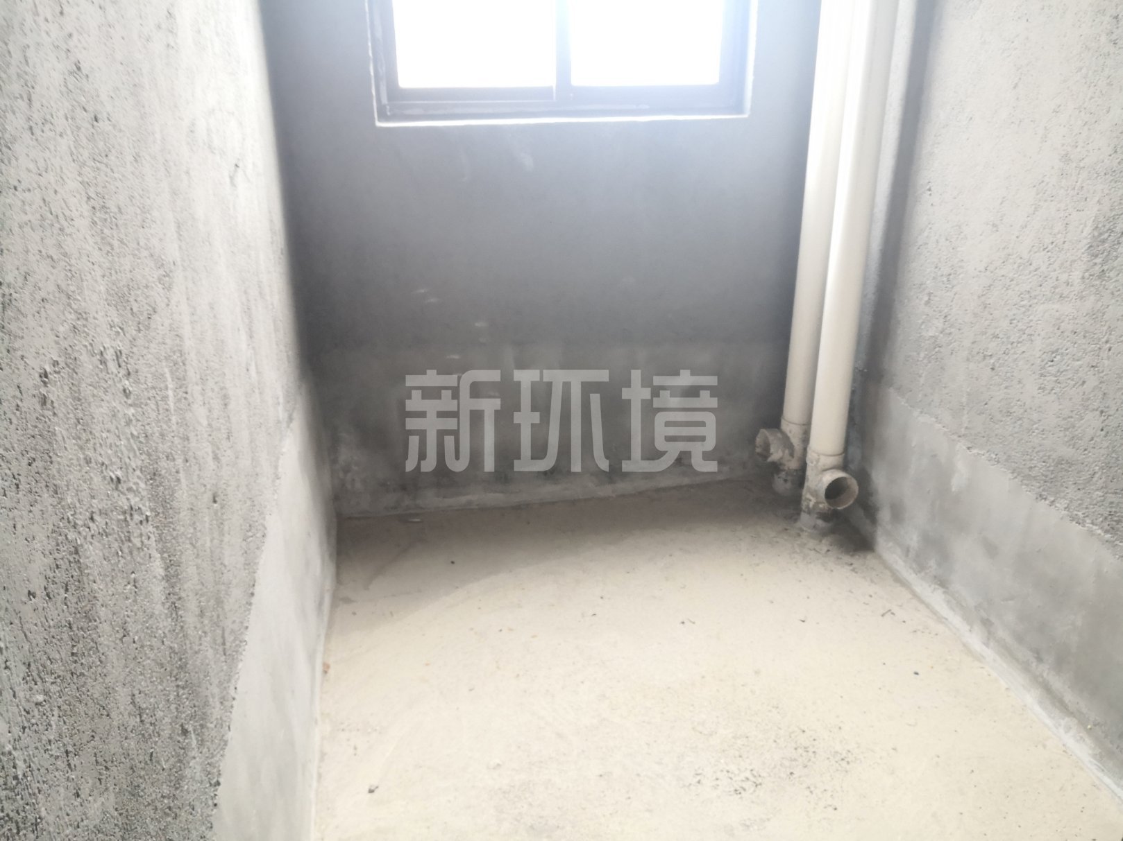 江与城  3室2厅2卫   123.00万客厅