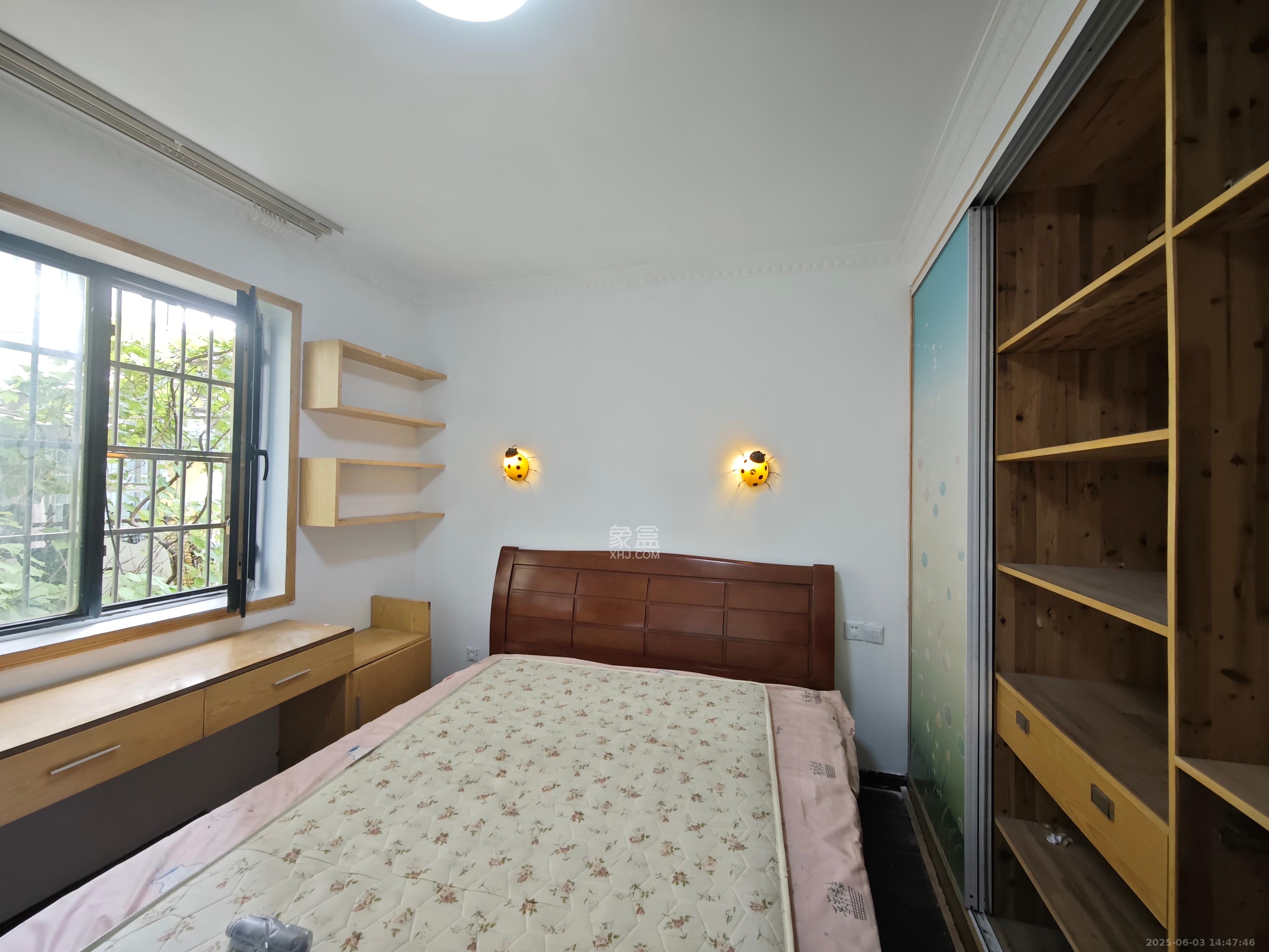 南国新城  3室2厅2卫    2600.0元/月 南国新城  3室2厅2卫    2600.0元/月室内图