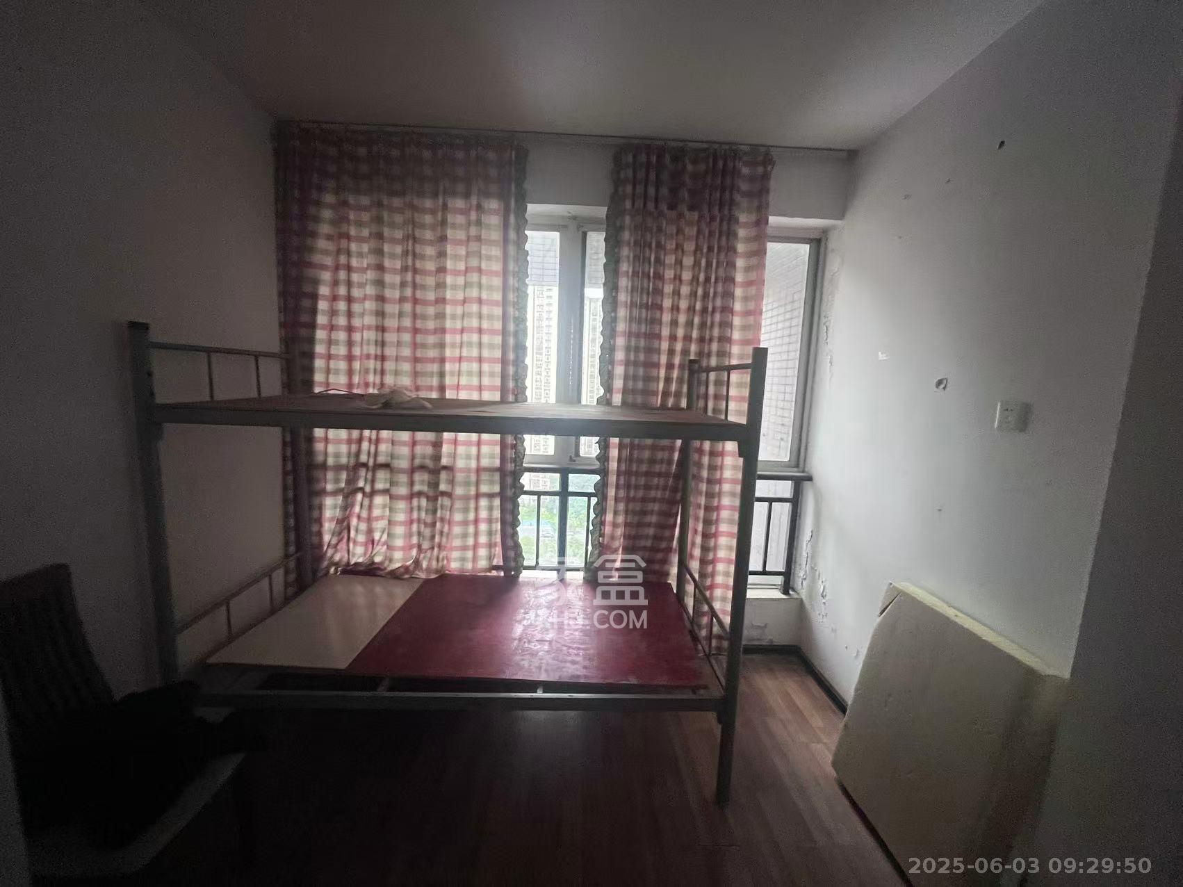 万国城(当代满庭春MOMA)二期 4室2厅2卫 2500.0元/月 万国城(当代满庭春MOMA)二期 4室2厅2卫 2500.0元/月室内图