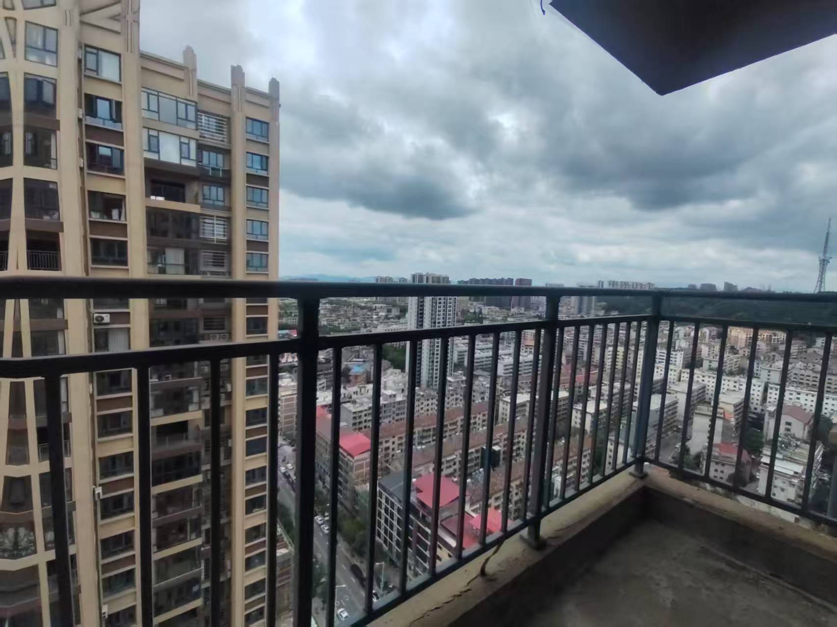 城投文庭 4室2厅2卫 93.8万 城投文庭 4室2厅2卫 93.8万室内图