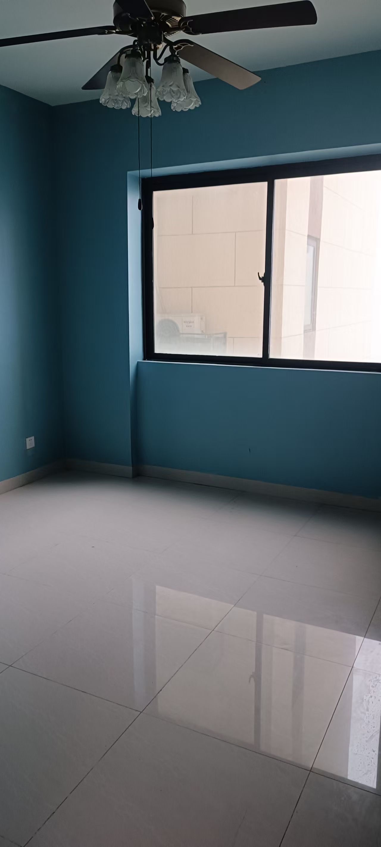 滨海新城一区(B-06地块) 4室2厅2卫 2700.0元/月 滨海新城一区(B-06地块) 4室2厅2卫 2700.0元/月室内图