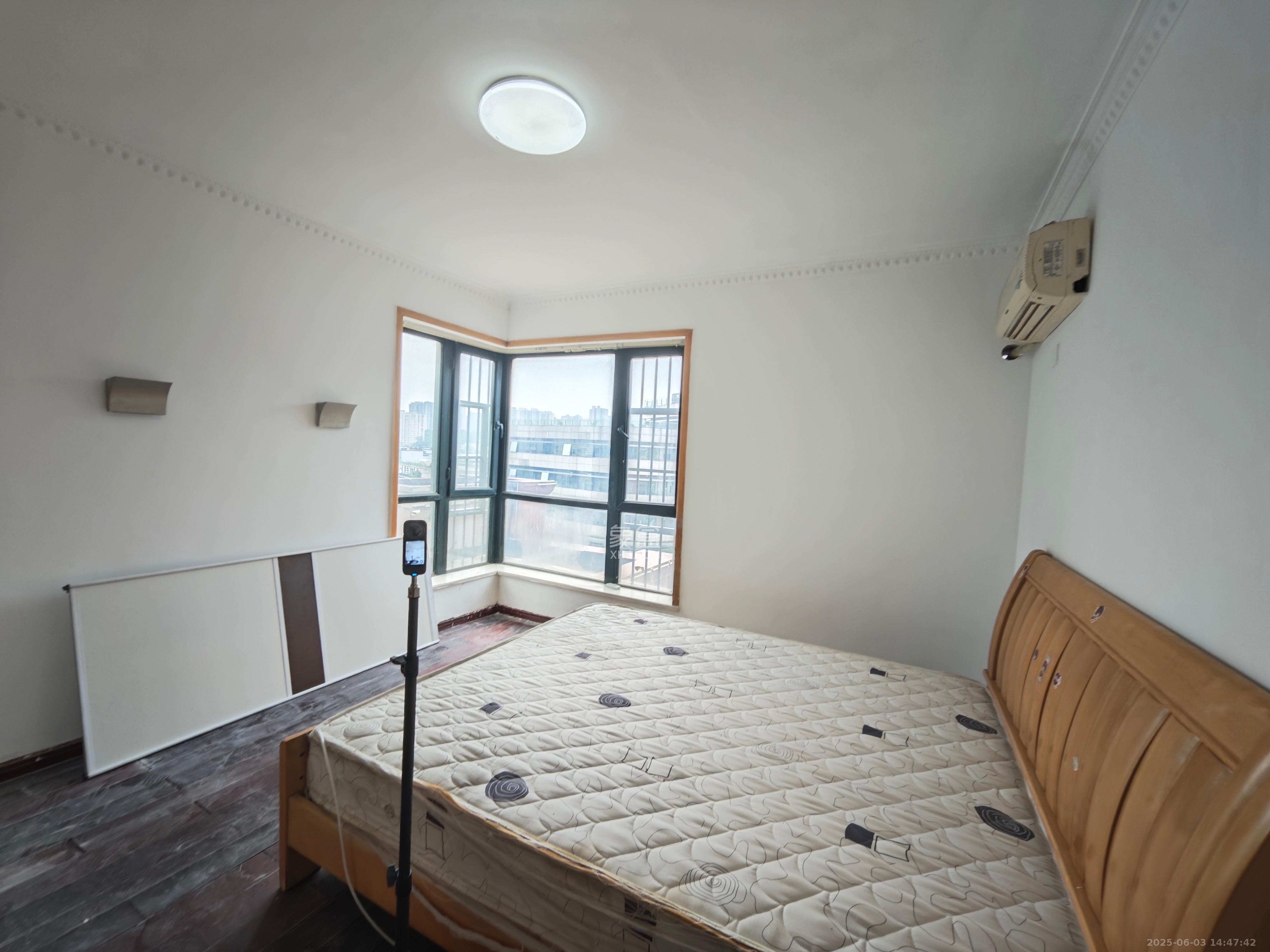 南国新城  3室2厅2卫    2600.0元/月 南国新城  3室2厅2卫    2600.0元/月室内图