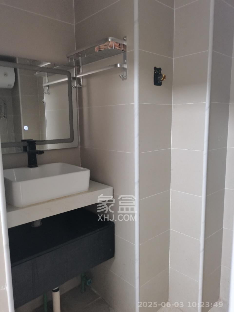 嘉华城（一期）  1室1厅1卫    1400.0元/月室内图