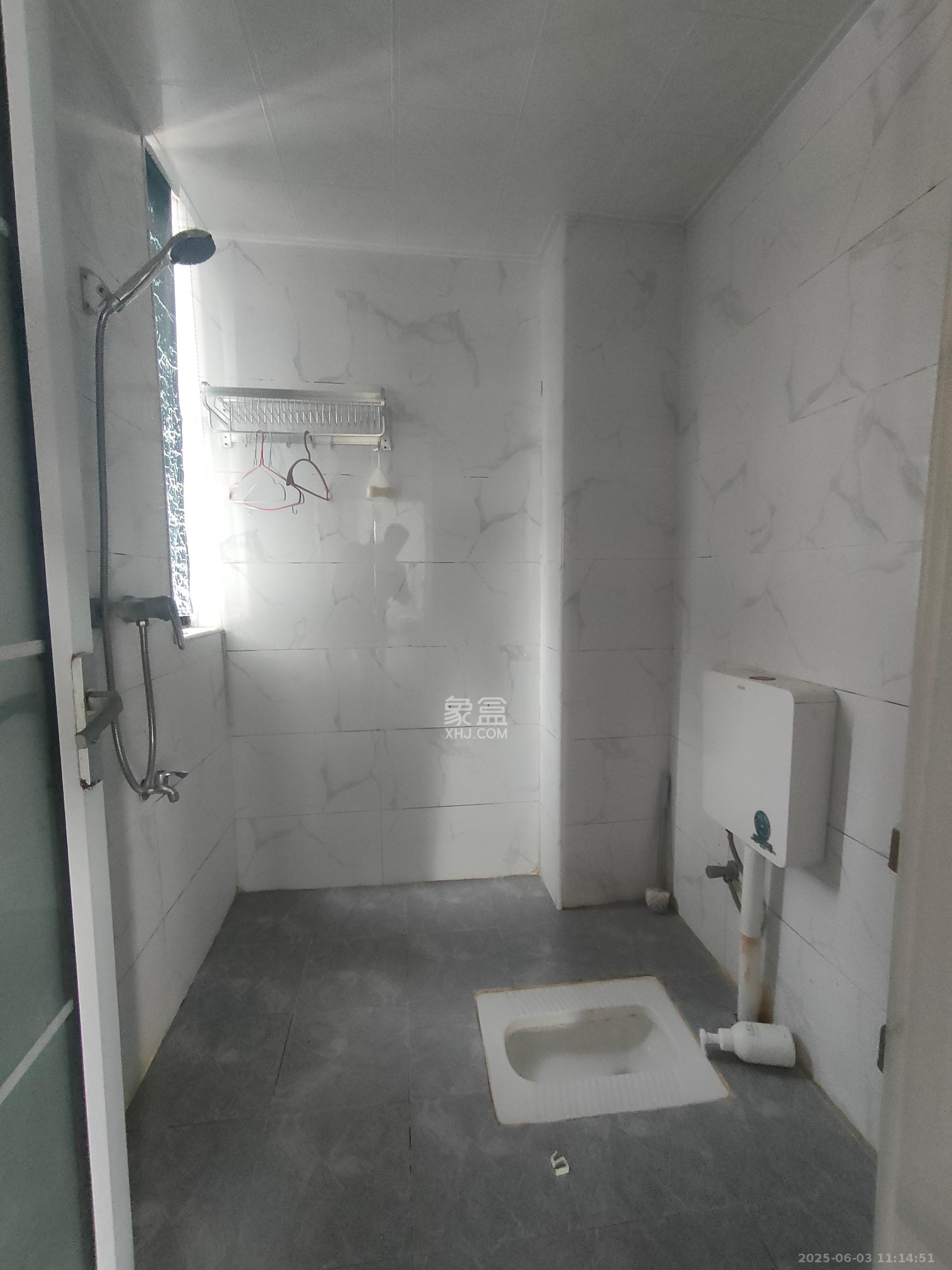 今时艺苑  1室0厅0卫   2400.00元/月室内图