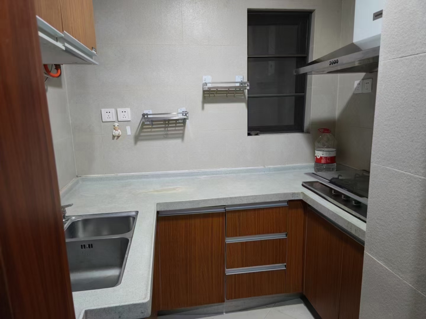 万科浪琴湾 1室1厅1卫 100.0万 万科浪琴湾 1室1厅1卫 100.0万客厅