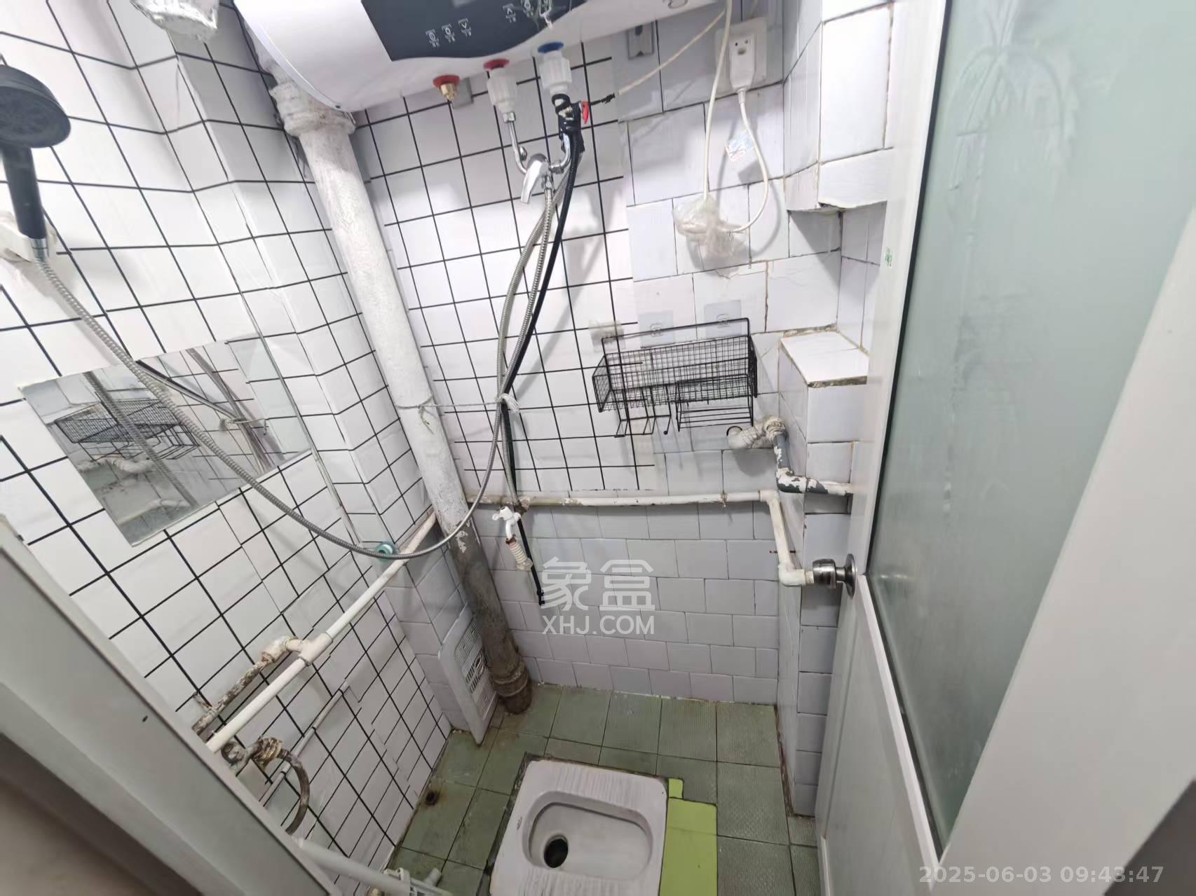 三兴公寓（三兴小区）  1室1厅1卫   1600.00元/月室内图