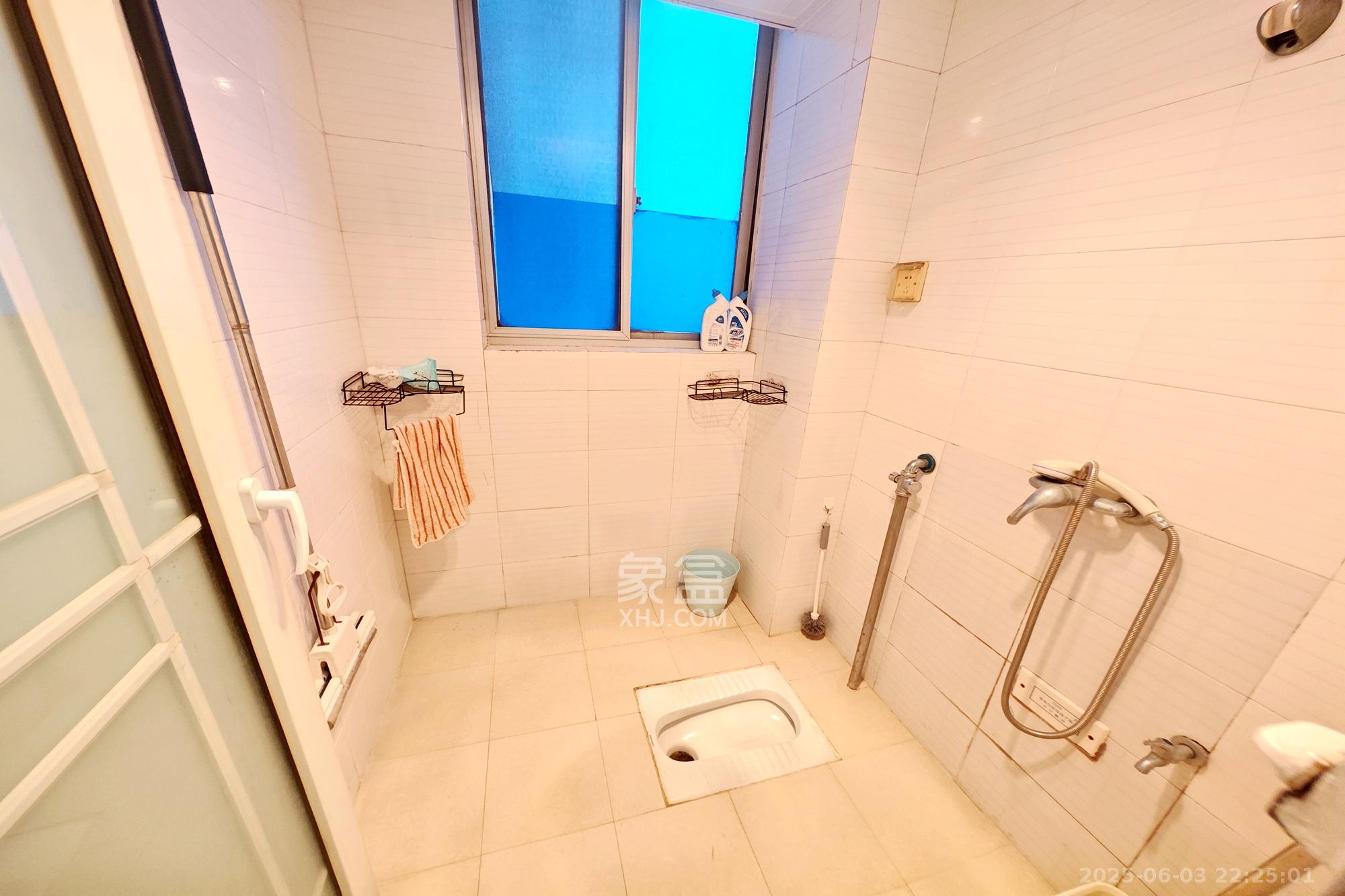 东方新世界  2室2厅1卫    60.0万 东方新世界  2室2厅1卫    60.0万其他