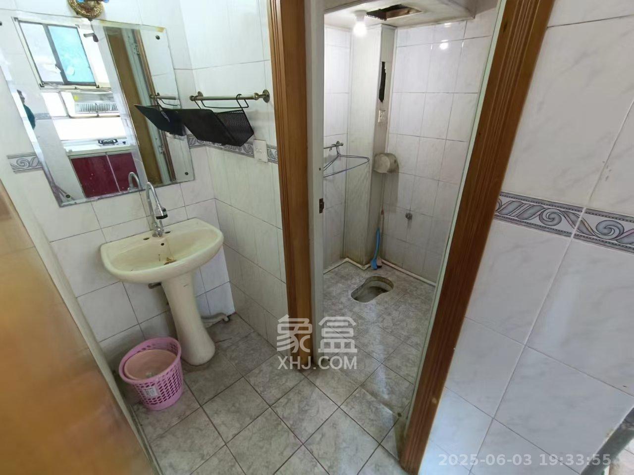 水泵厂宿舍  2室1厅1卫   1500.00元/月室内图