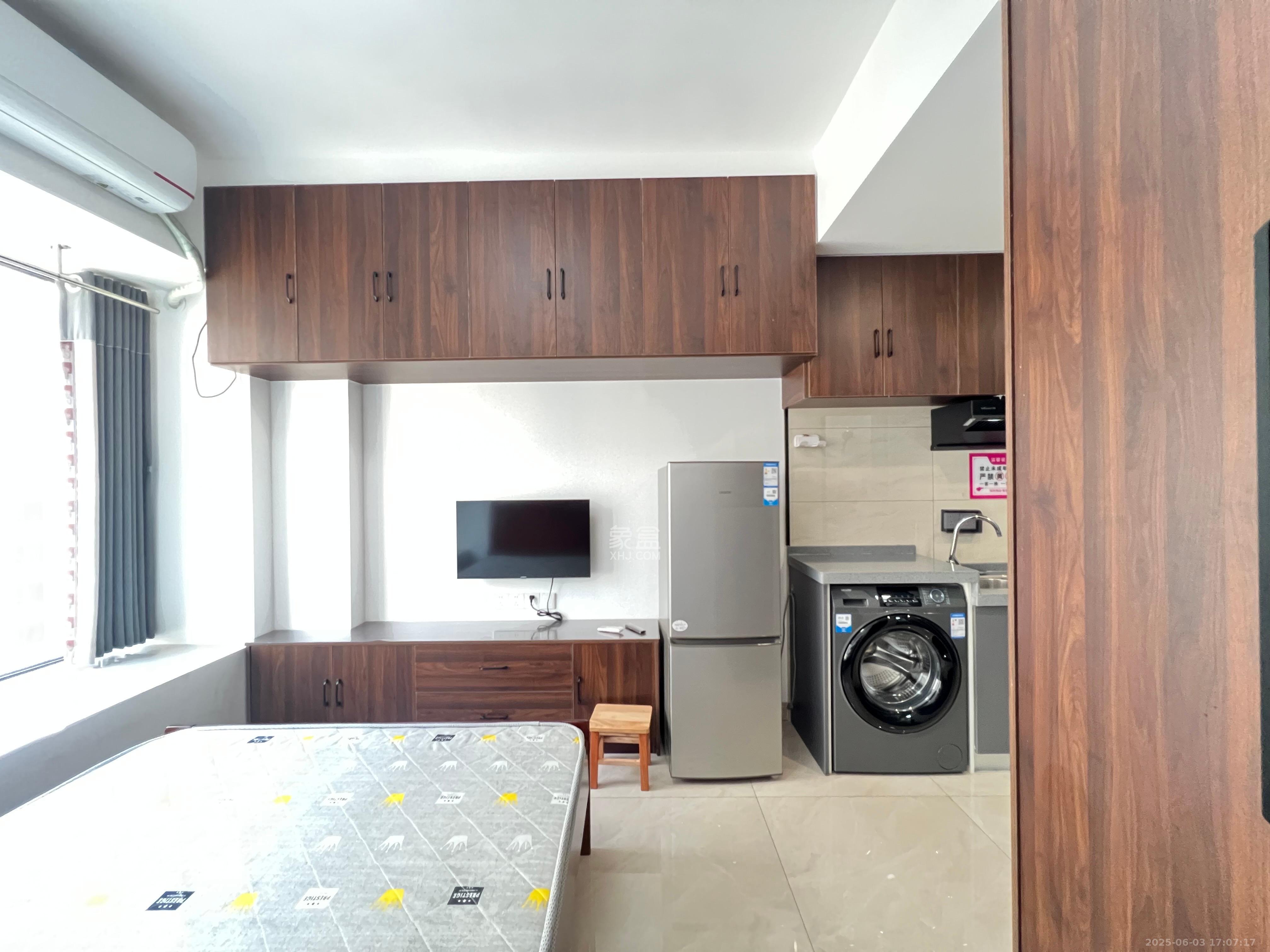 龙湖铂金岛  1室0厅1卫   1500.00元/月室内图