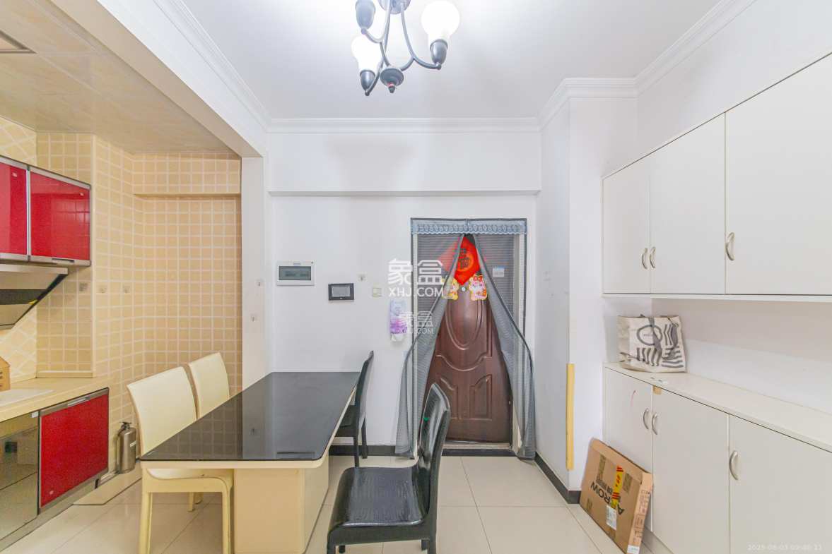 绿地公馆(绿地名邸) 2室1厅1卫 1800.0元/月 绿地公馆(绿地名邸) 2室1厅1卫 1800.0元/月室内图