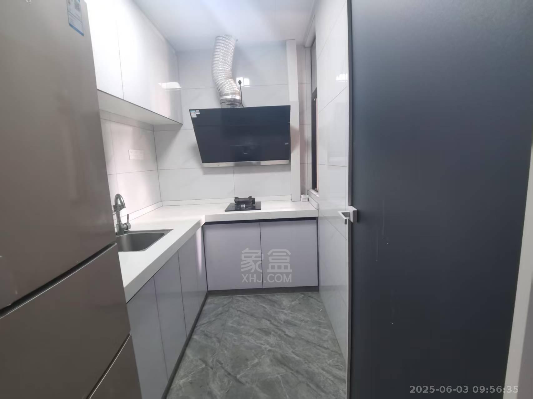 慈善大厦  1室1厅1卫    1100.0元/月 慈善大厦  1室1厅1卫    1100.0元/月室内图