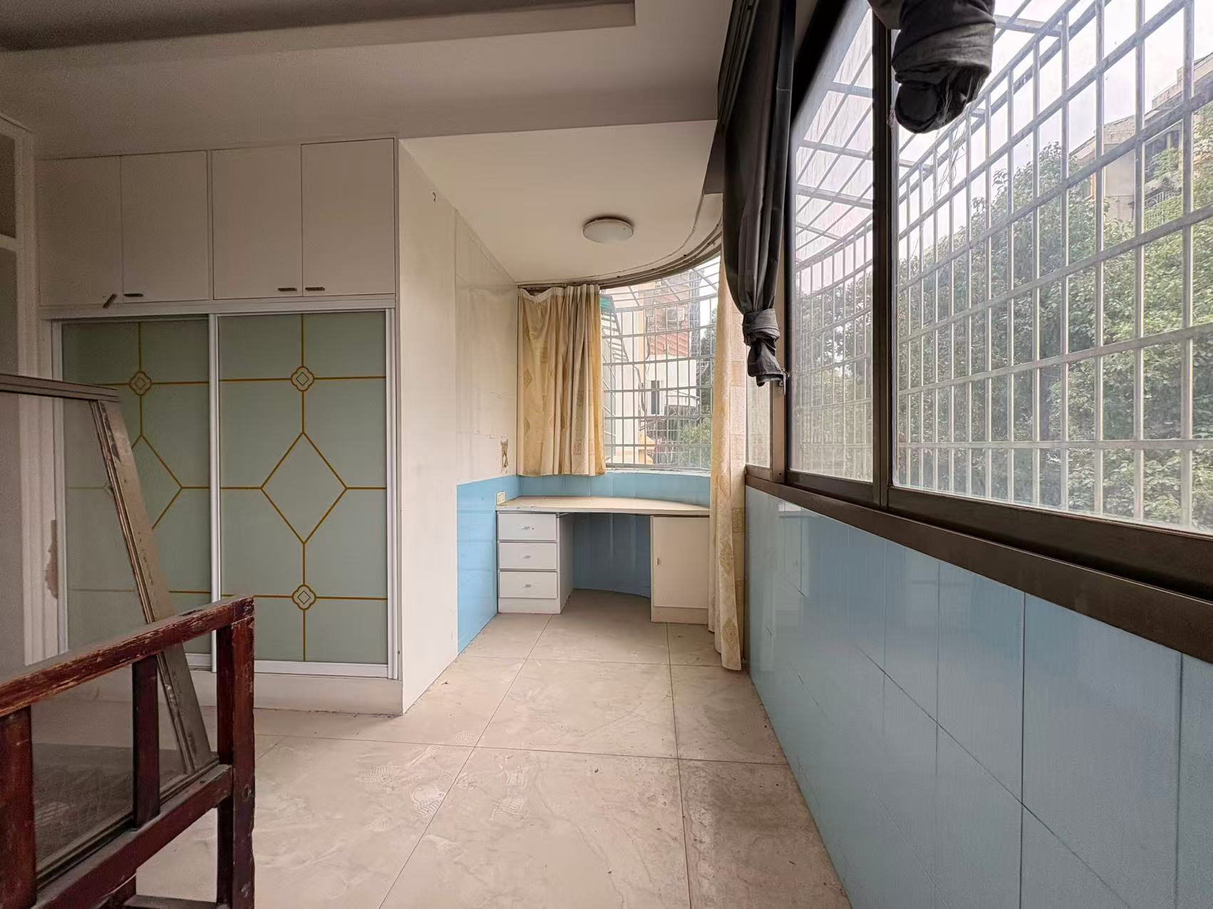 明月小区 4室2厅2卫 51.8万 明月小区 4室2厅2卫 51.8万室内图