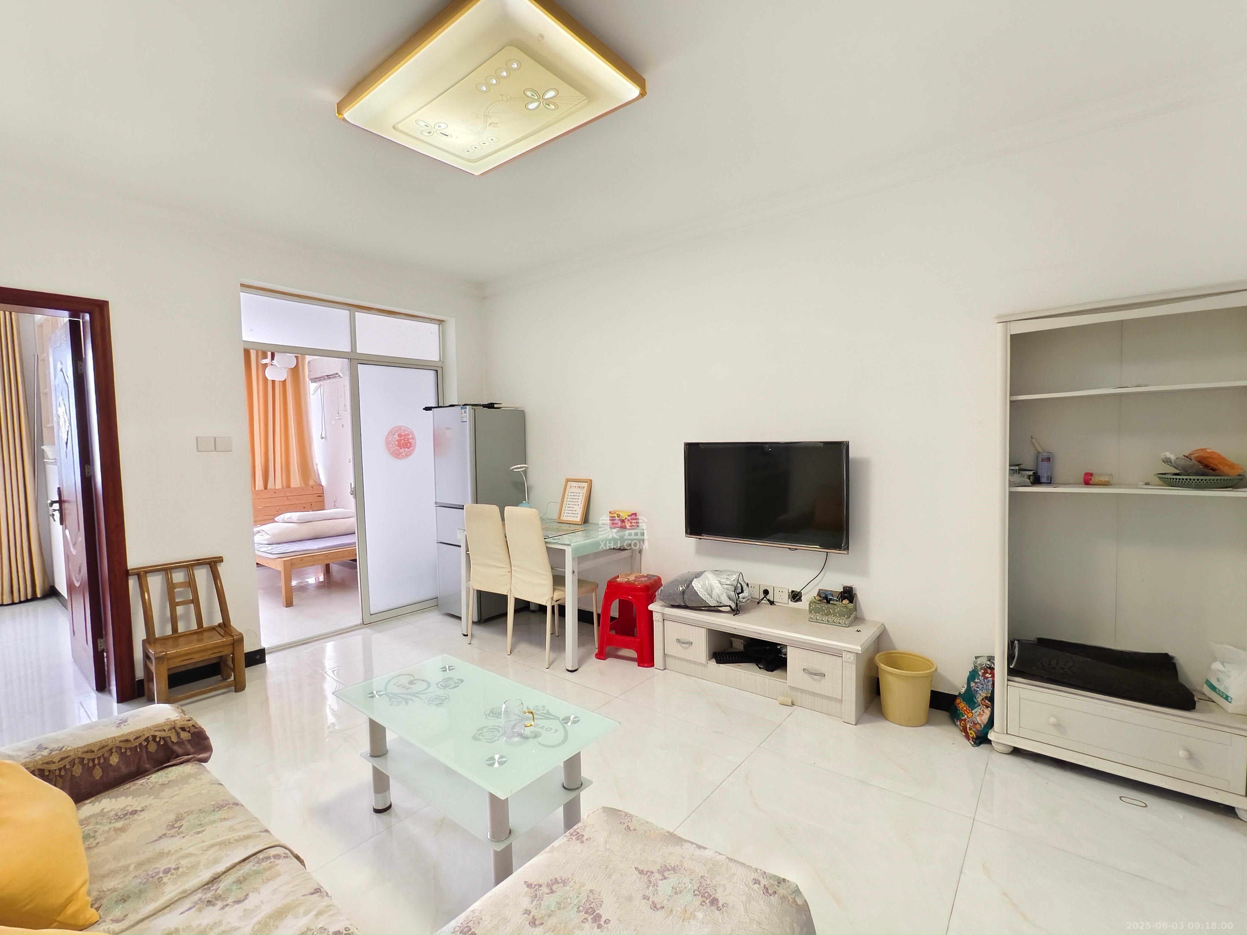 湘楚华庭 2室2厅1卫 1500.0元/月 湘楚华庭 2室2厅1卫 1500.0元/月室内图