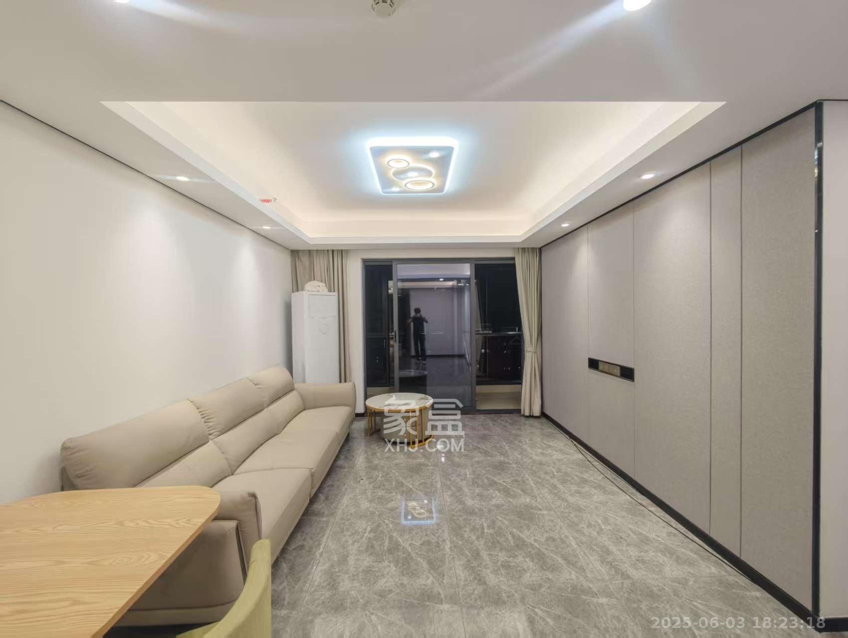 中国铁建湘语梅溪  3室1厅1卫   3300.00元/月