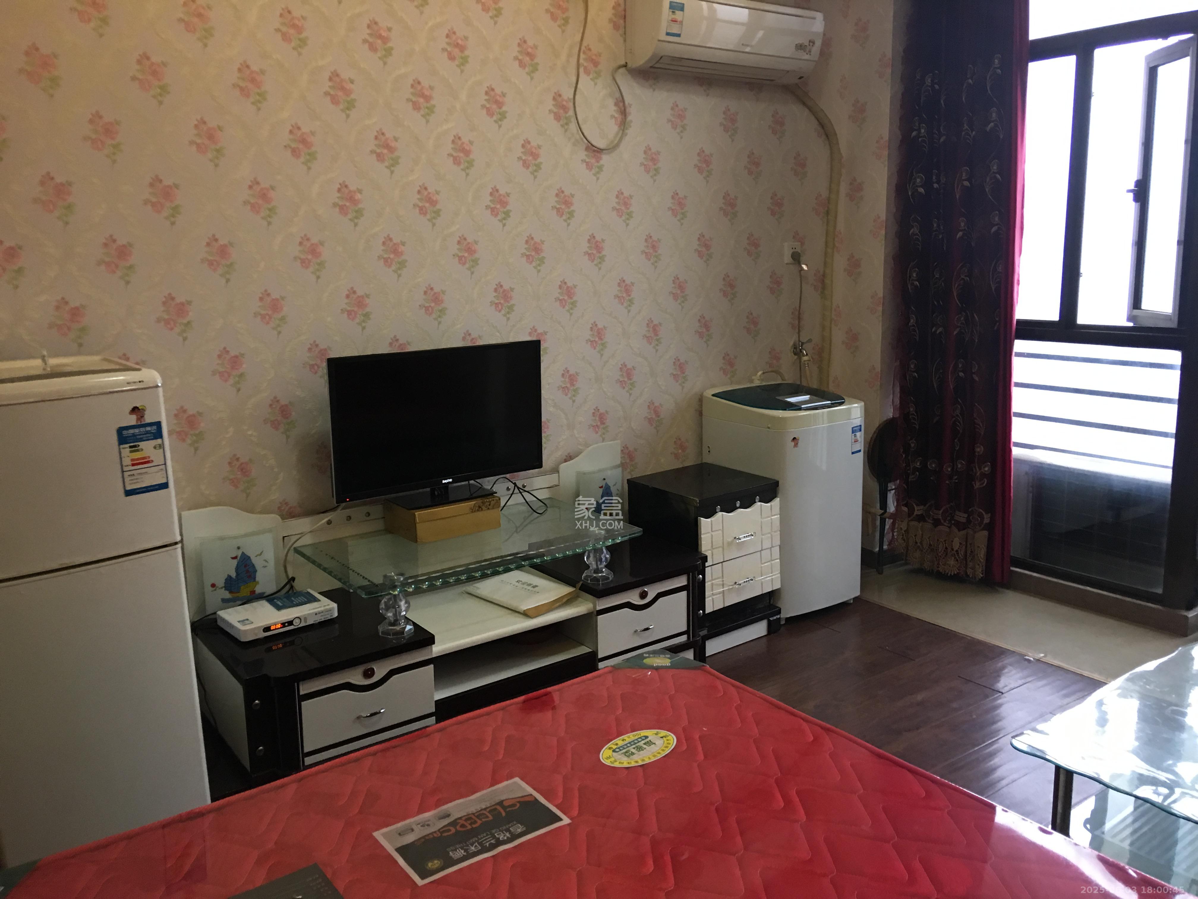 铂宫  1室1厅1卫   1800.00元/月室内图