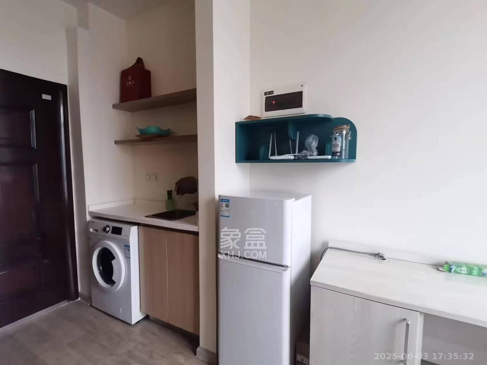 兰亭湾畔 1室1厅1卫 900.0元/月 兰亭湾畔 1室1厅1卫 900.0元/月室内图