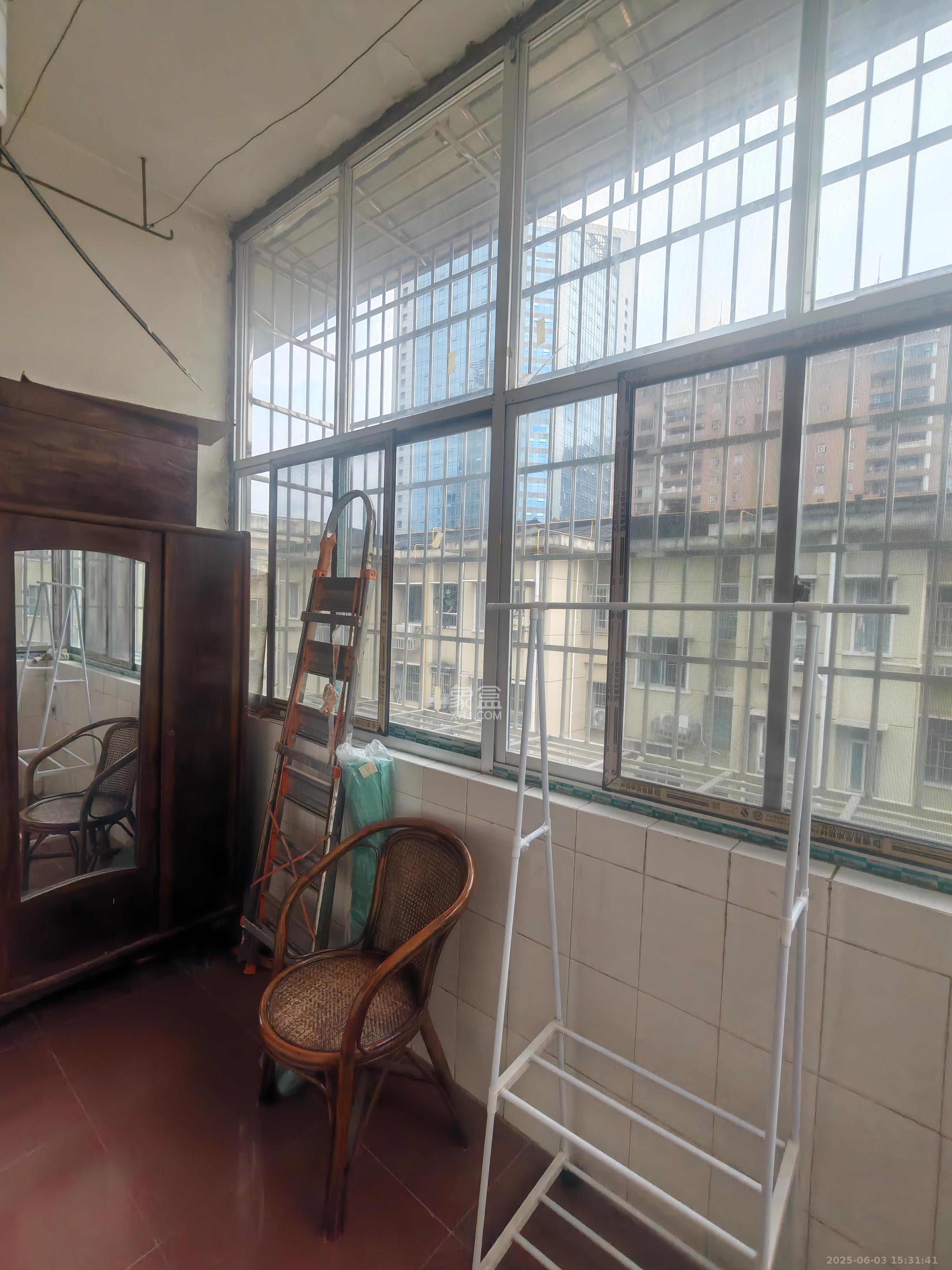 茅亭子 1室1厅1卫 1500.0元/月 茅亭子 1室1厅1卫 1500.0元/月室内图