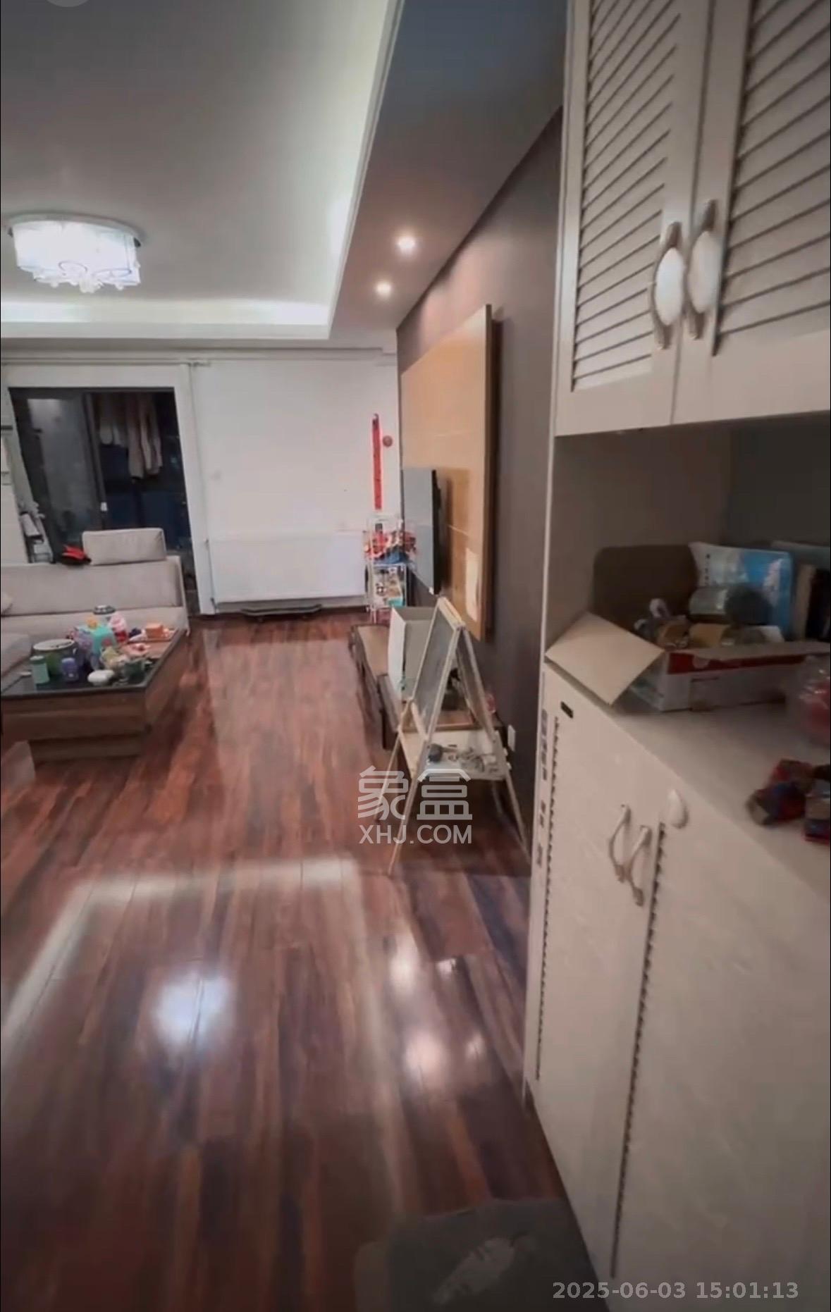 绿地中央广场 3室2厅1卫 3200.0元/月 绿地中央广场 3室2厅1卫 3200.0元/月室内图