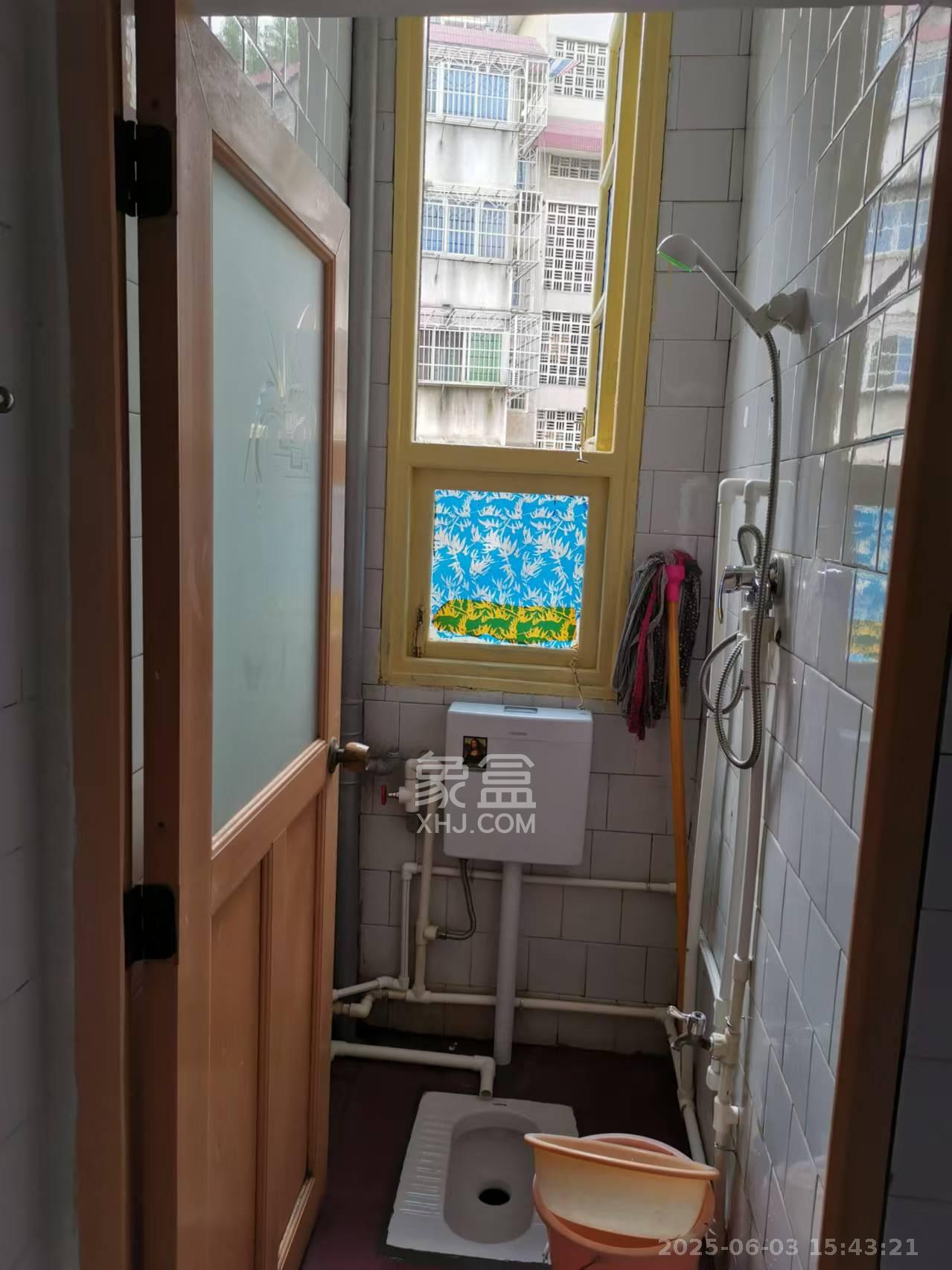 动力南苑  2室1厅1卫   1500.00元/月室内图
