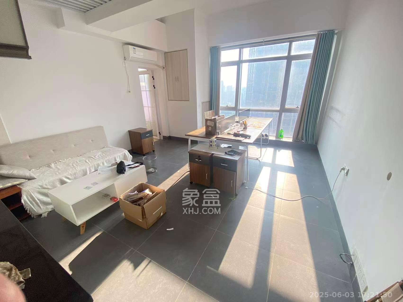 奥克斯广场  1室1厅0卫   1500.00元/月室内图