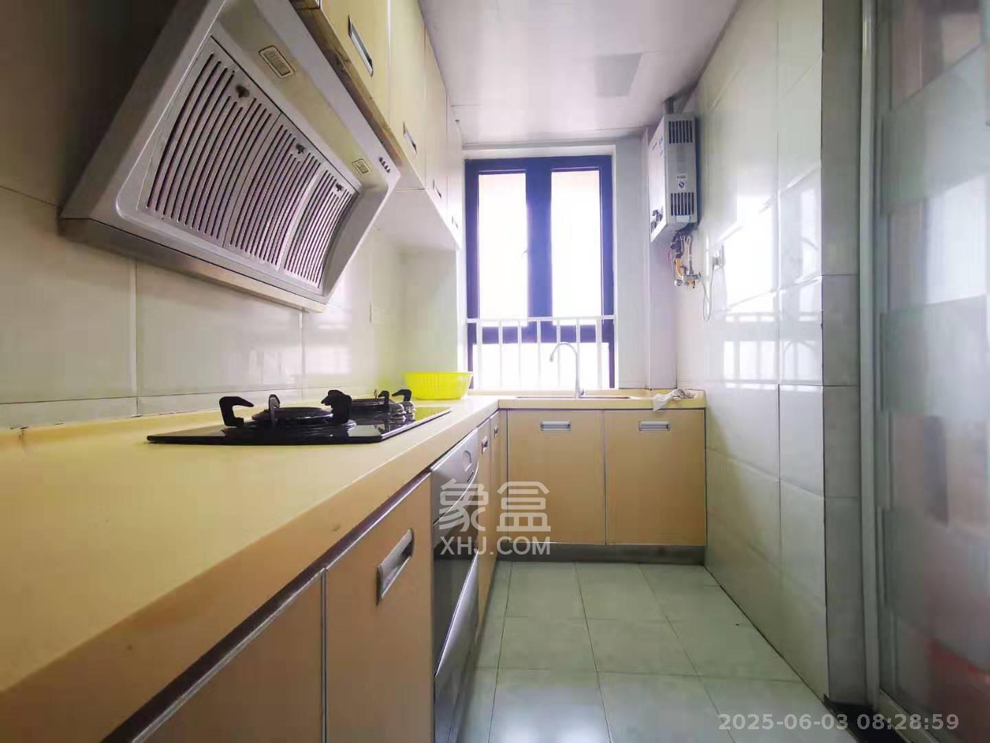 保利麓谷林语F区  3室2厅1卫   2000.00元/月室内图