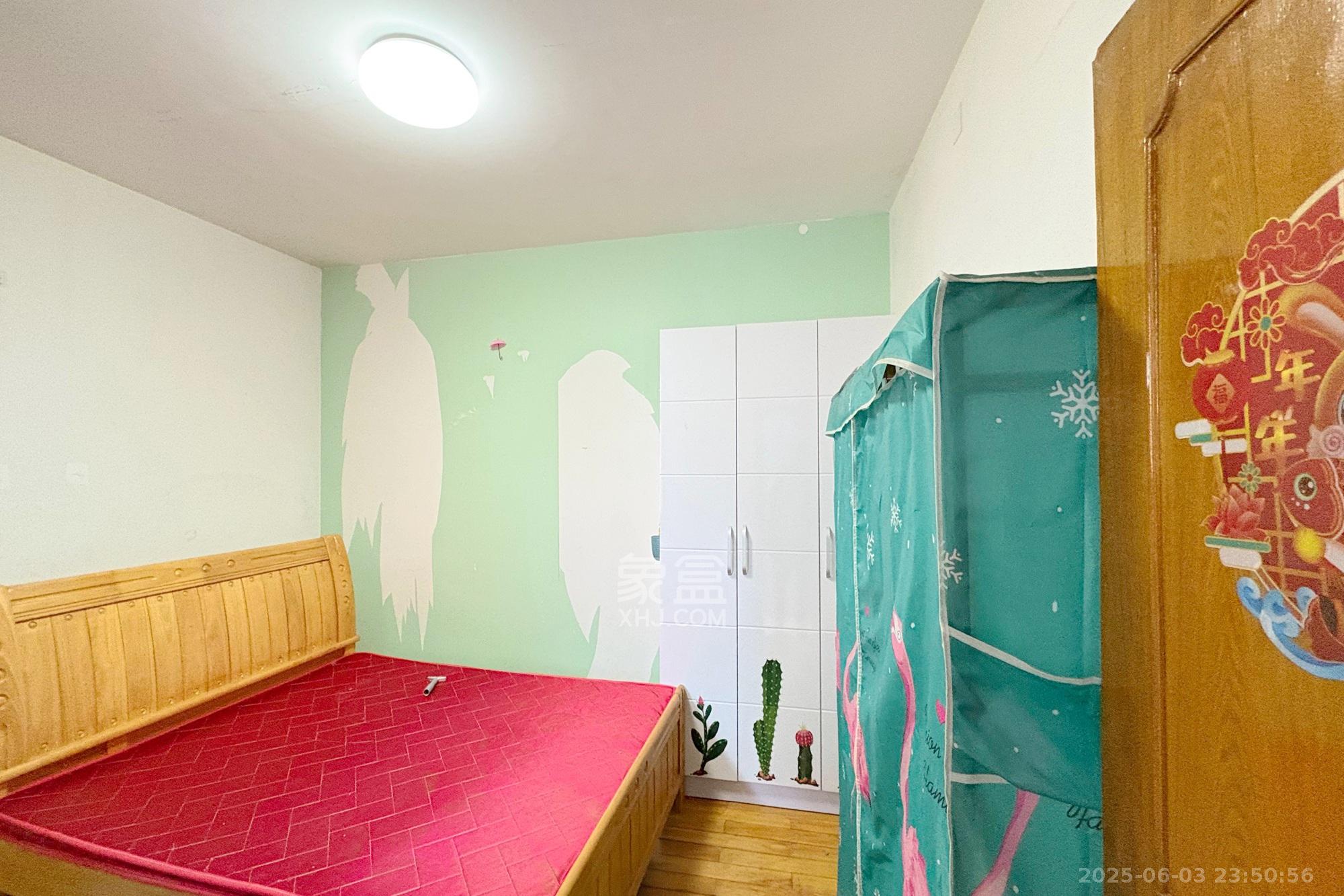 里仁巷22号工商联宿舍  2室1厅1卫    53.8万卧室