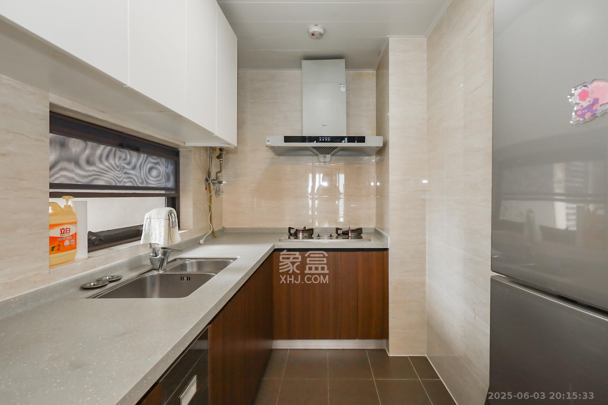 万科里金域国际 3室2厅1卫 168.0万 万科里金域国际 3室2厅1卫 168.0万厨房