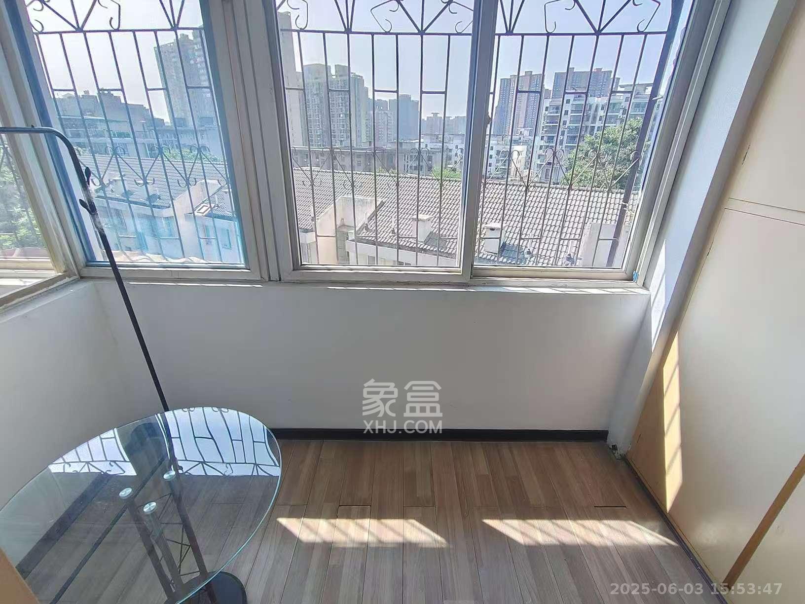 天剑社区（湖南省水利水电一公司宿舍）  2室1厅1卫   1500.00元/月室内图