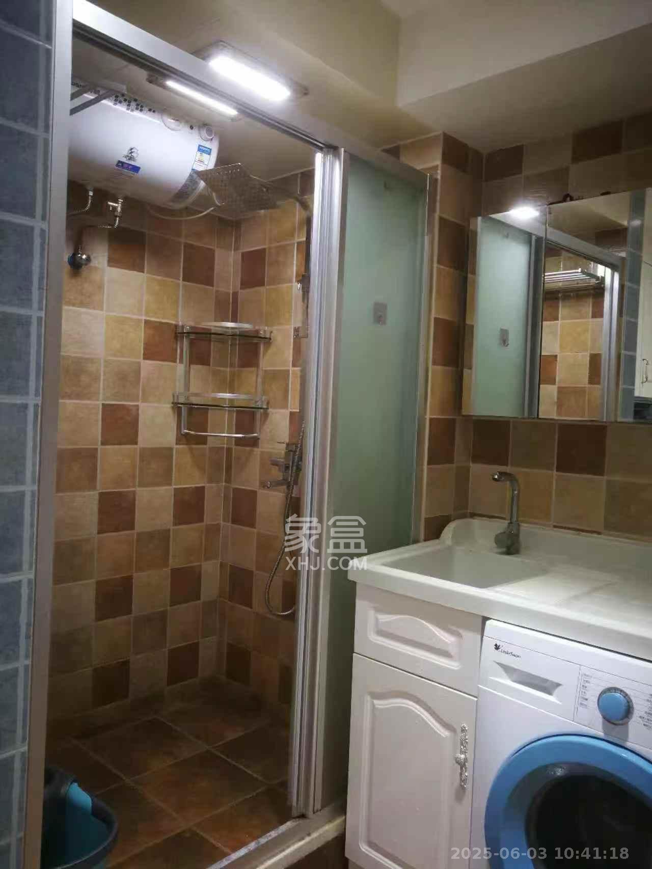 西罗亚大厦  2室1厅1卫   3500.00元/月室内图