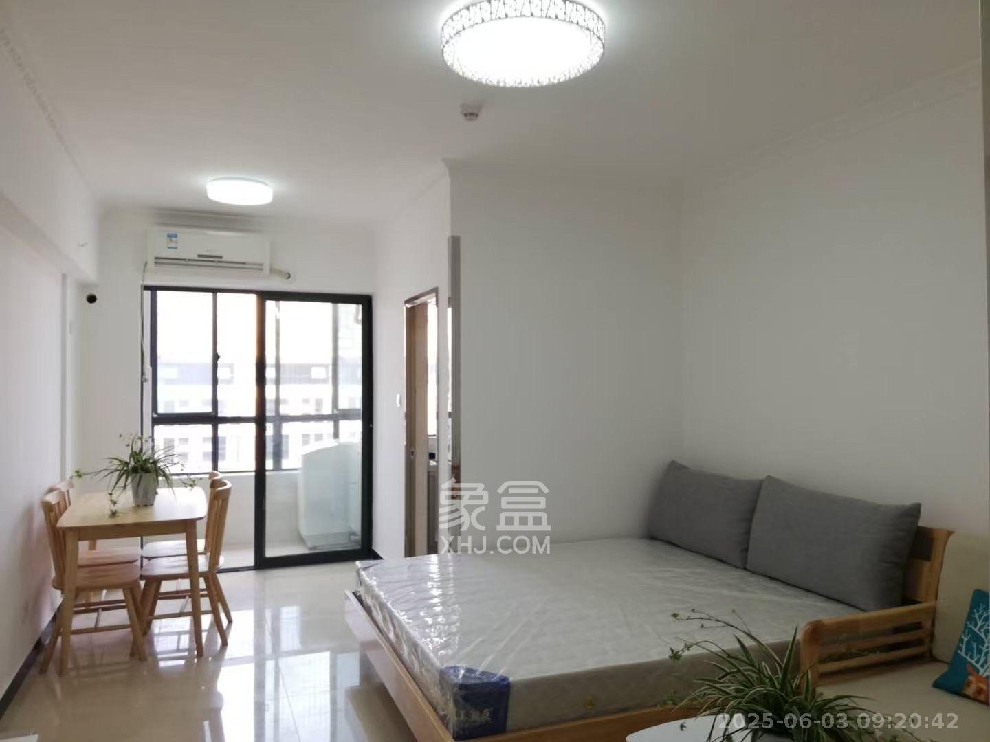 圭塘三小区  1室0厅1卫   1700.00元/月室内图