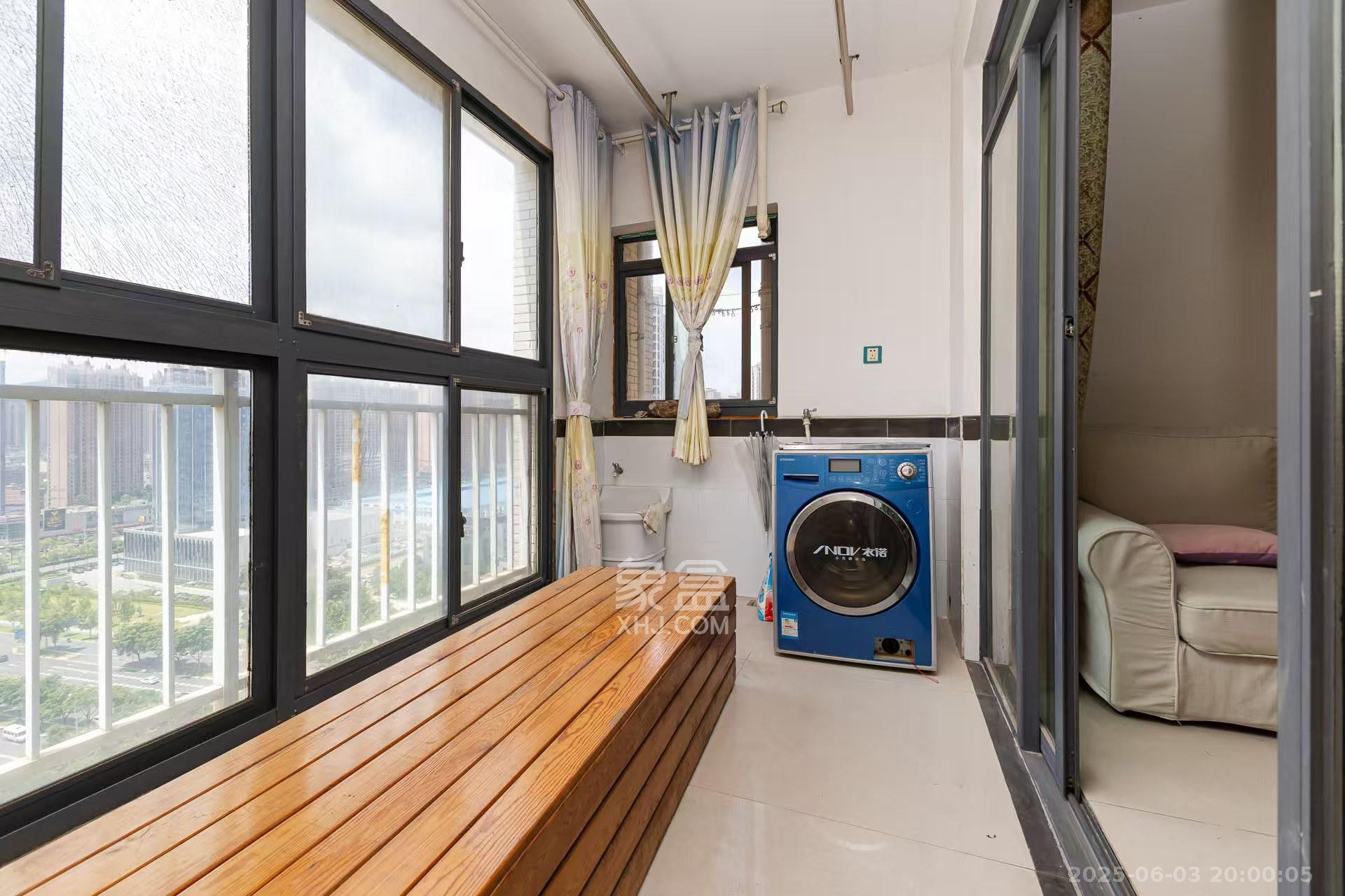 Cross尚公馆  3室2厅1卫    1800.0元/月 Cross尚公馆  3室2厅1卫    1800.0元/月室内图