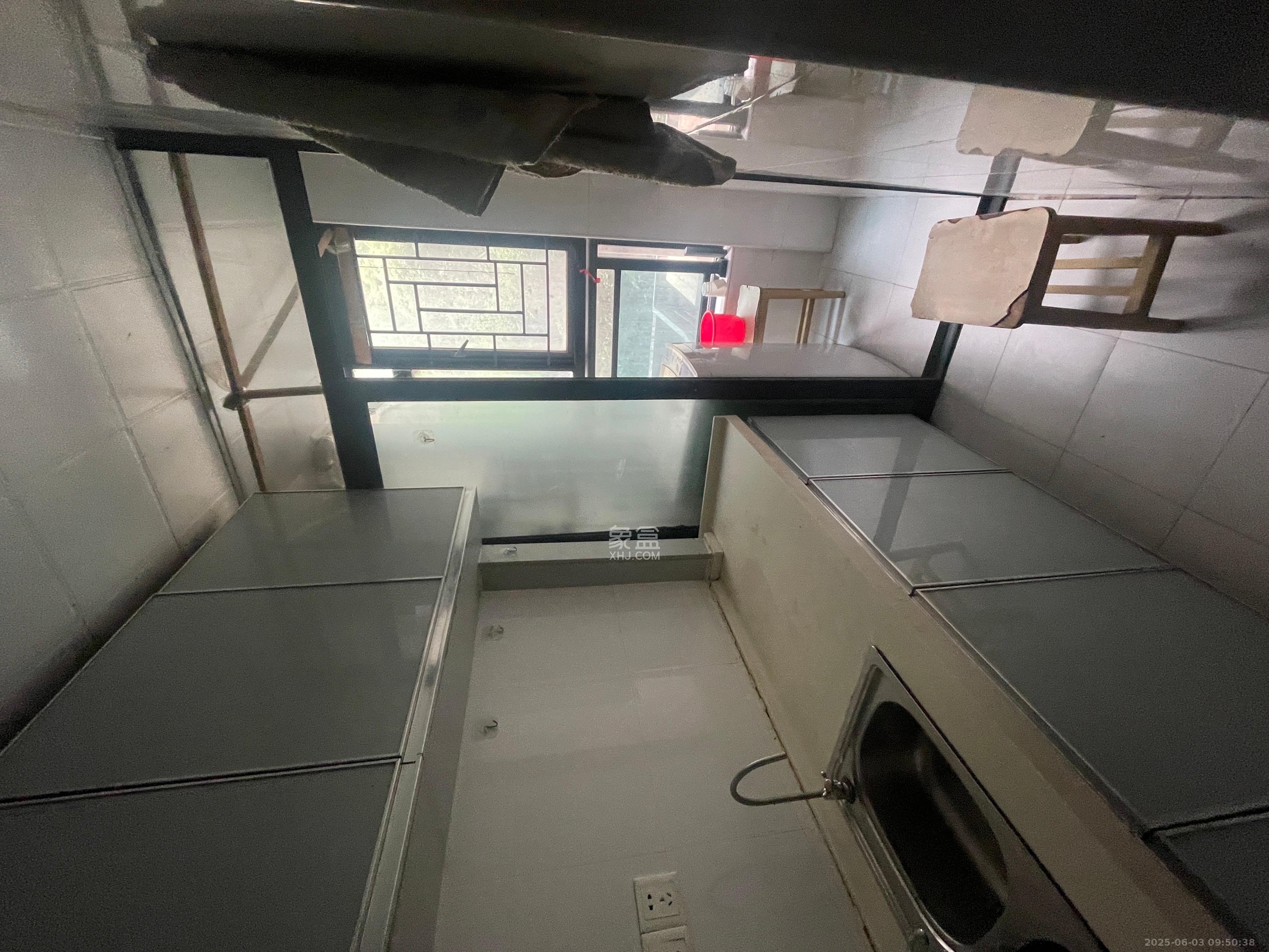 湘府9号  2室2厅1卫   1800.00元/月室内图